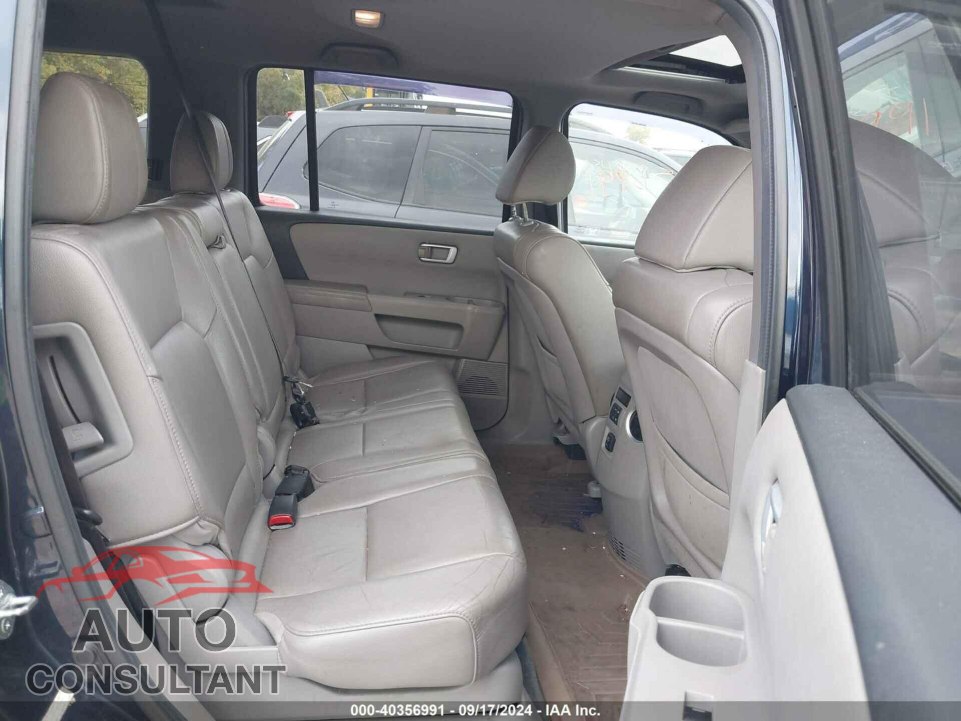 HONDA PILOT 2012 - 5FNYF4H77CB079506