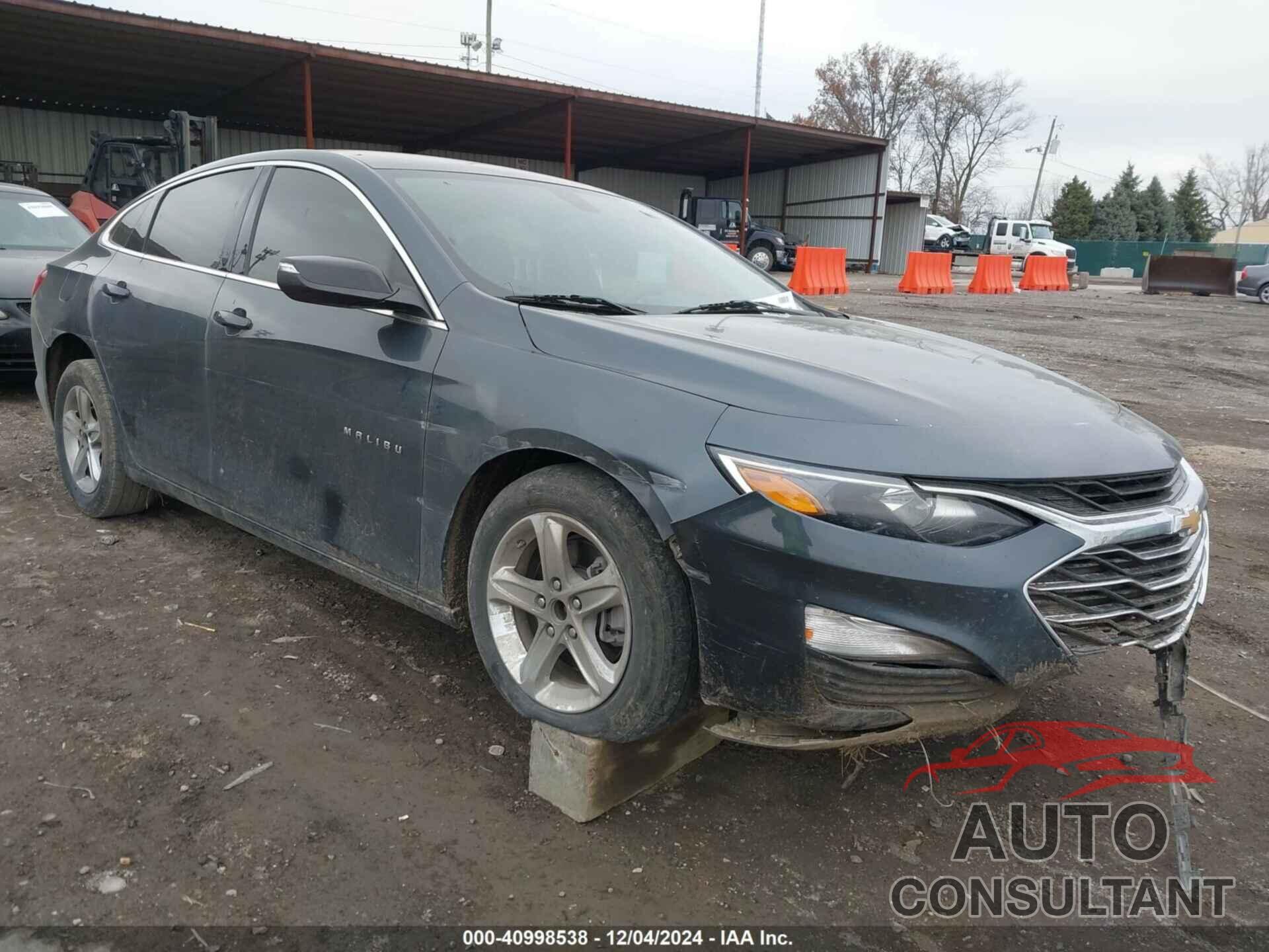 CHEVROLET MALIBU 2021 - 1G1ZB5ST4MF014873