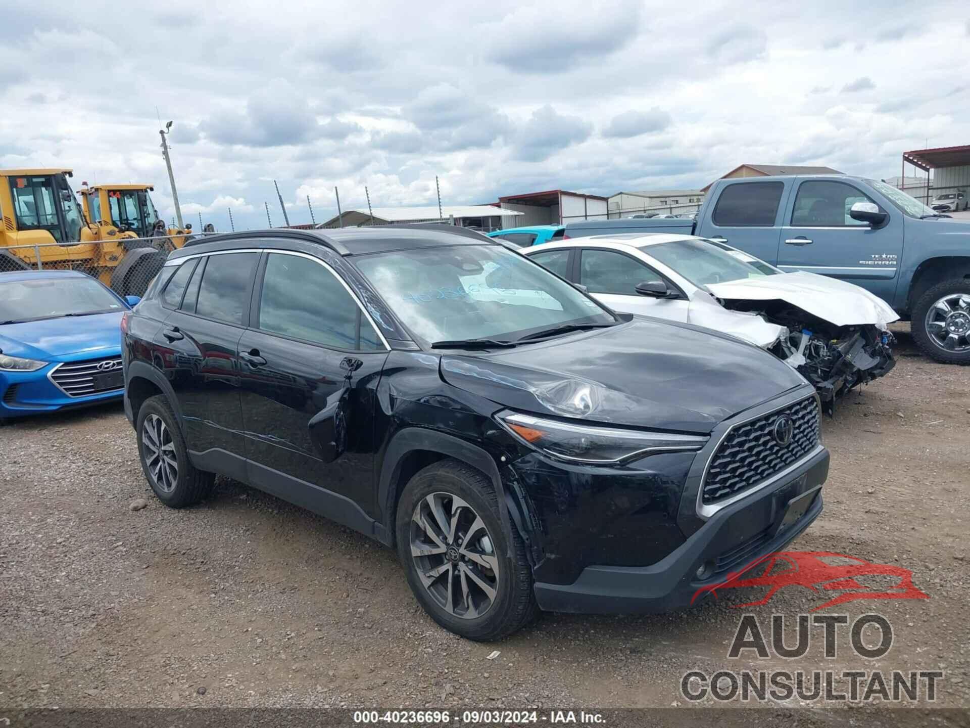 TOYOTA COROLLA CROSS 2023 - 7MUEAAAG1PV053646