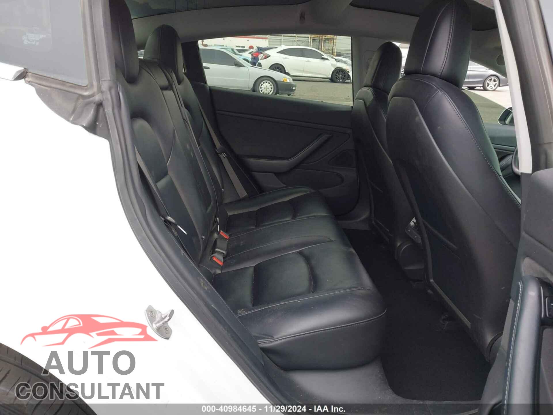 TESLA MODEL 3 2018 - 5YJ3E1EA7JF047759