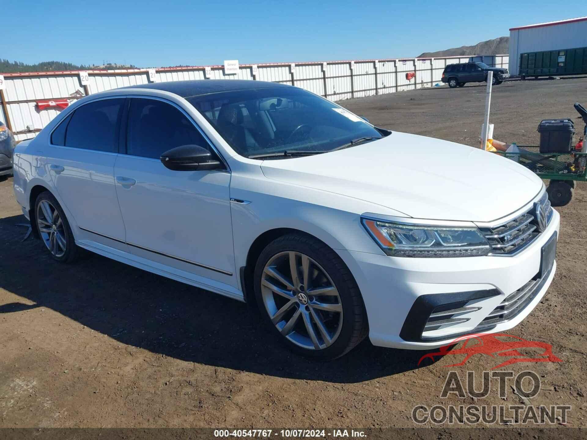 VOLKSWAGEN PASSAT 2017 - 1VWDT7A30HC084709