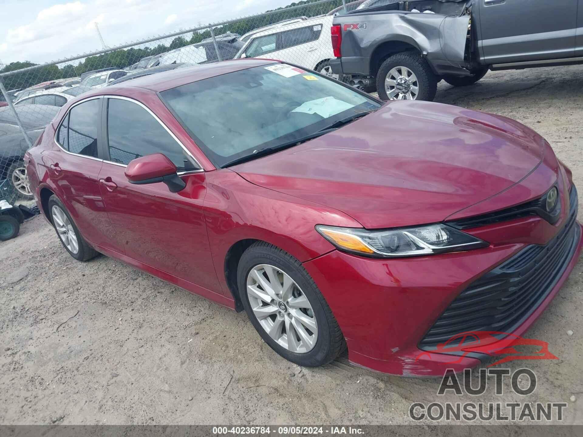 TOYOTA CAMRY 2018 - 4T1B11HK2JU575854