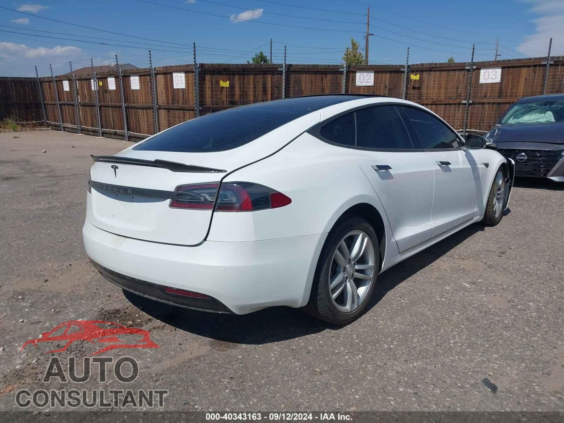 TESLA MODEL S 2016 - 5YJSA1E21GF151656