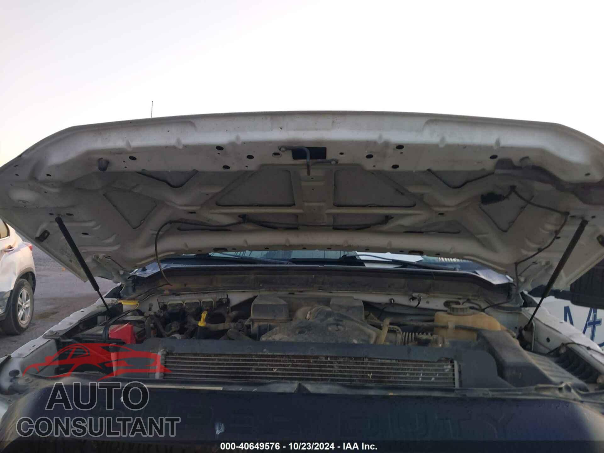 FORD F-350 CHASSIS 2011 - 1FD8X3E66BEA32692