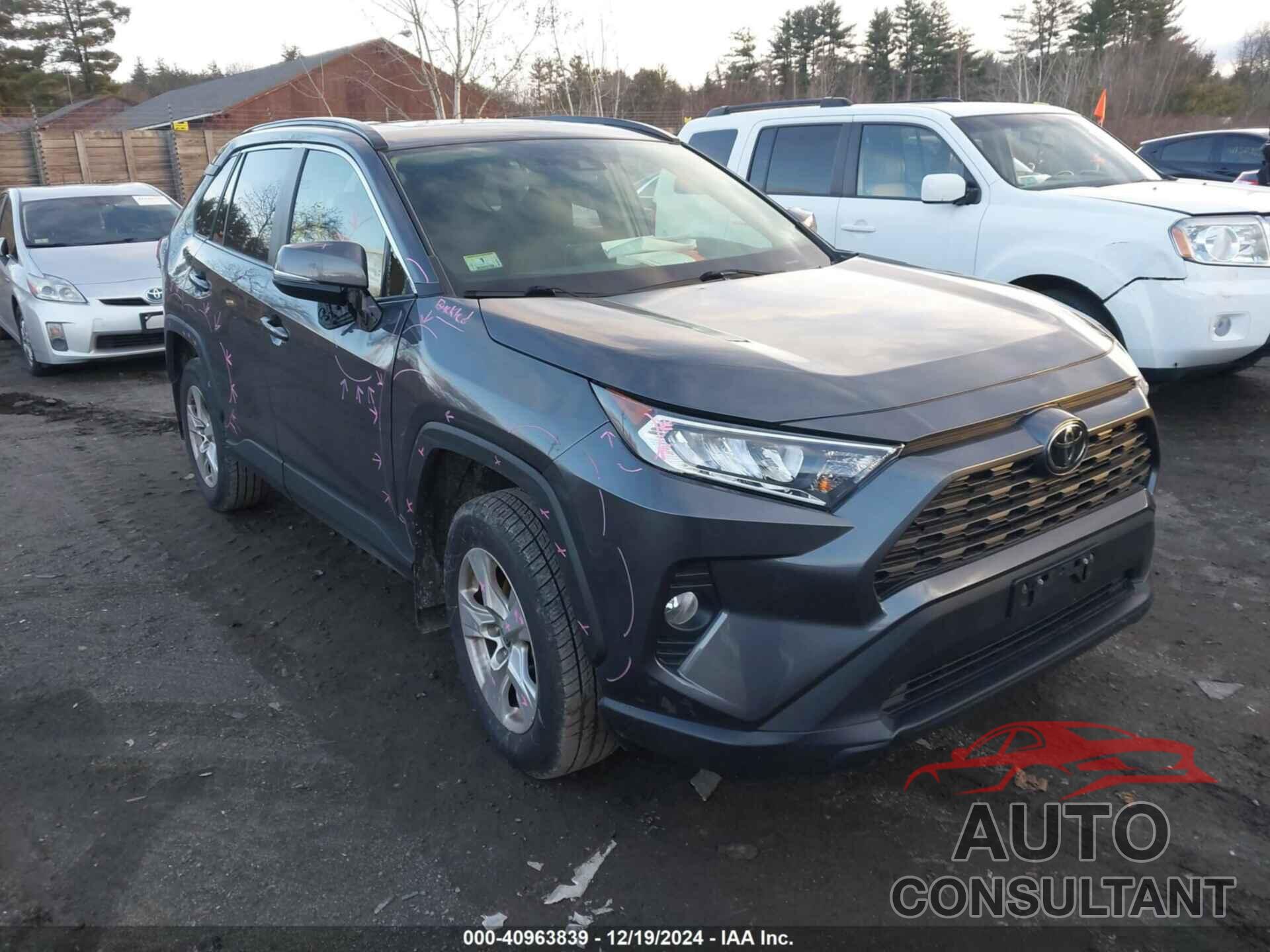 TOYOTA RAV4 2019 - JTMP1RFV2KD039932