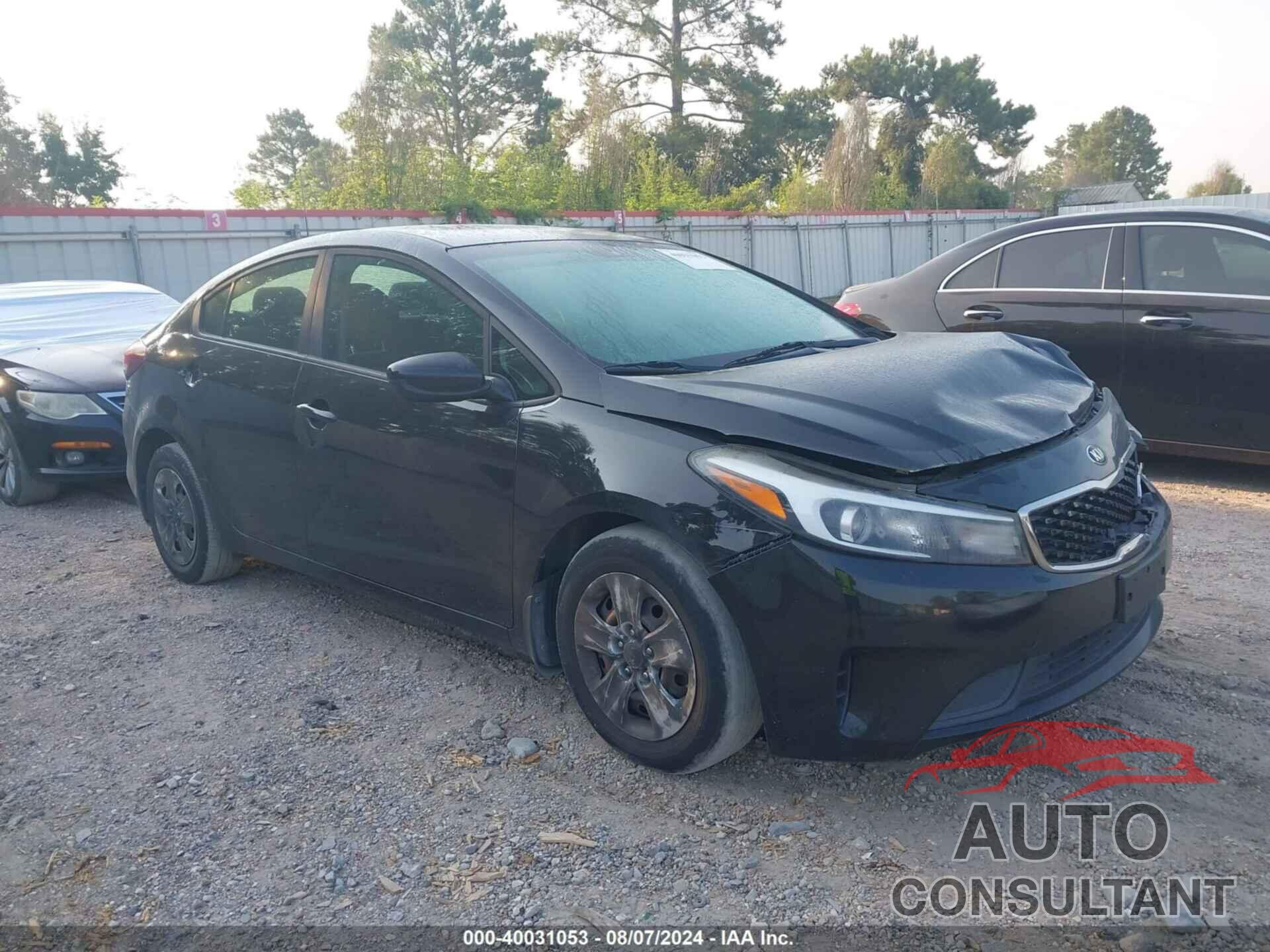 KIA FORTE 2018 - 3KPFK4A70JE240567