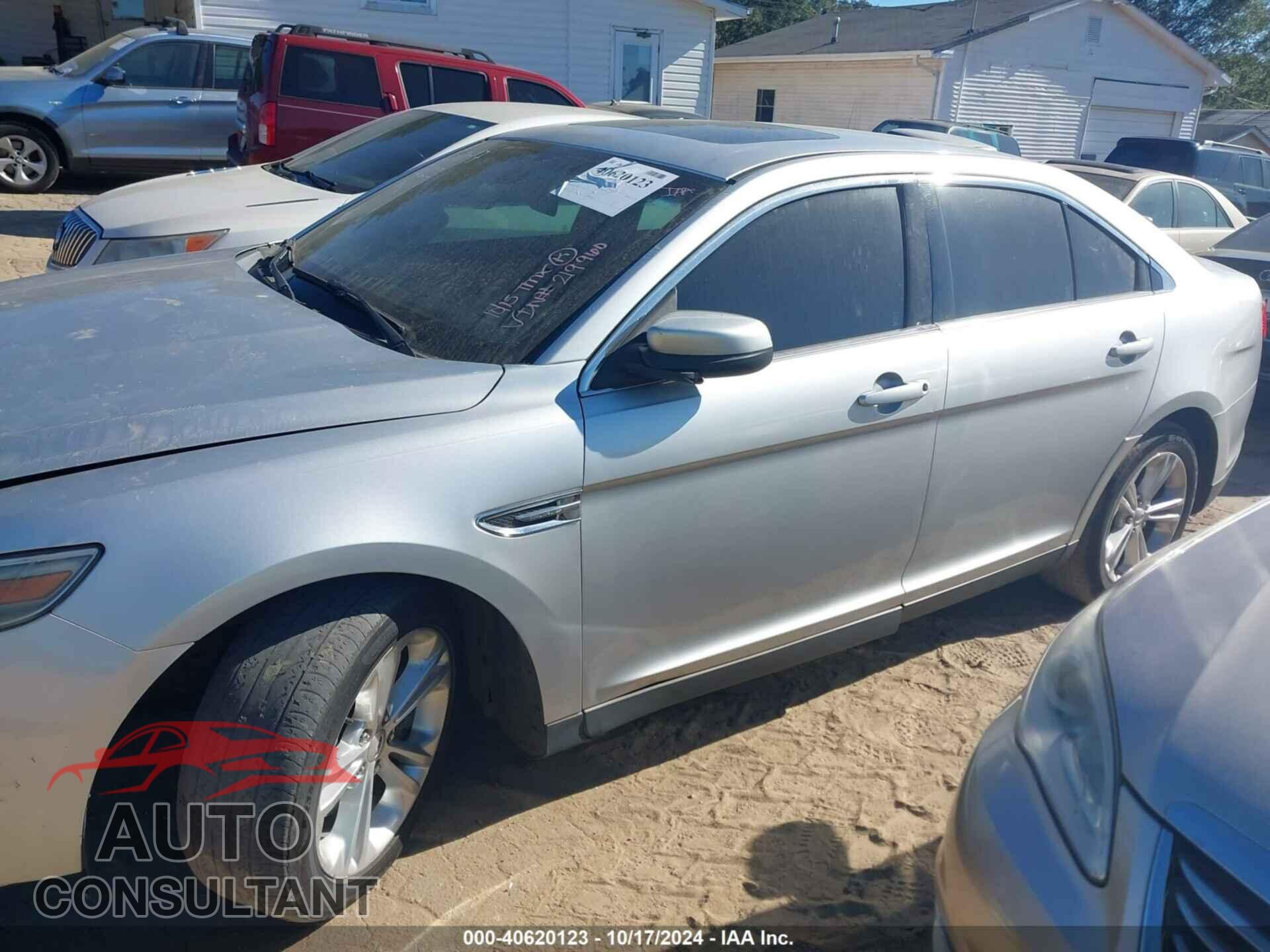 FORD TAURUS 2013 - 1FAHP2E82DG219960