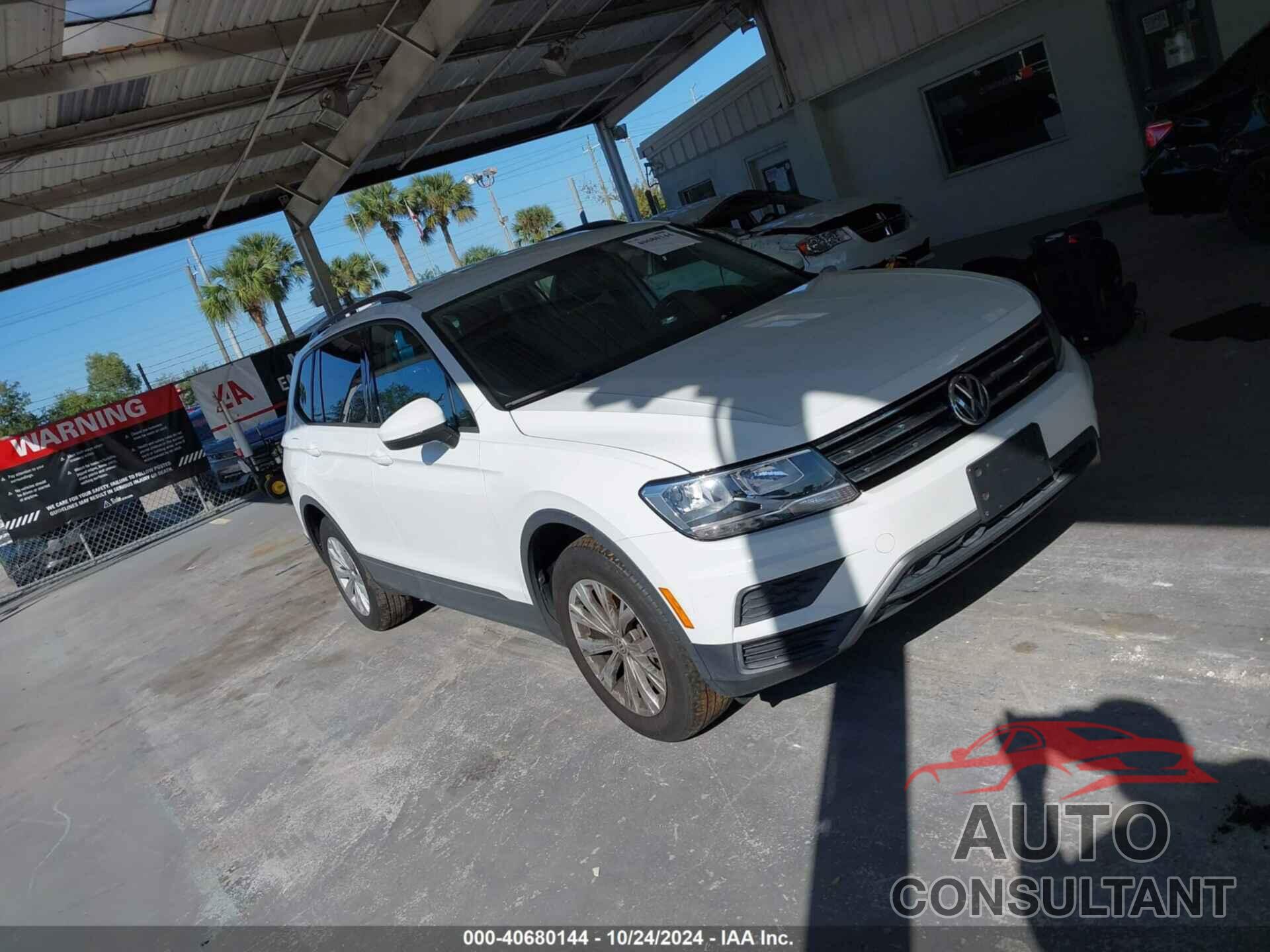 VOLKSWAGEN TIGUAN 2018 - 3VV1B7AX9JM091854