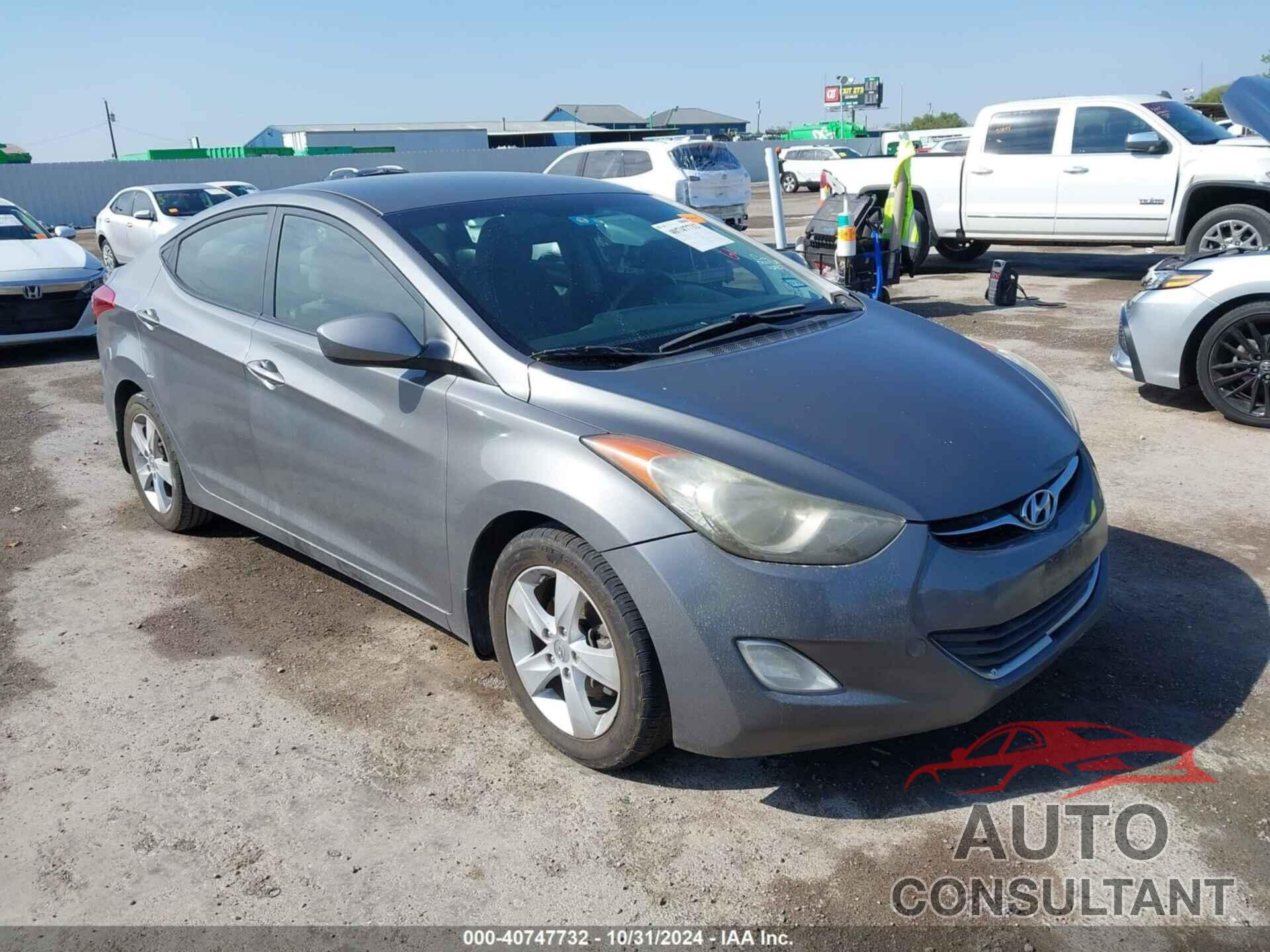 HYUNDAI ELANTRA 2013 - 5NPDH4AE5DH424827