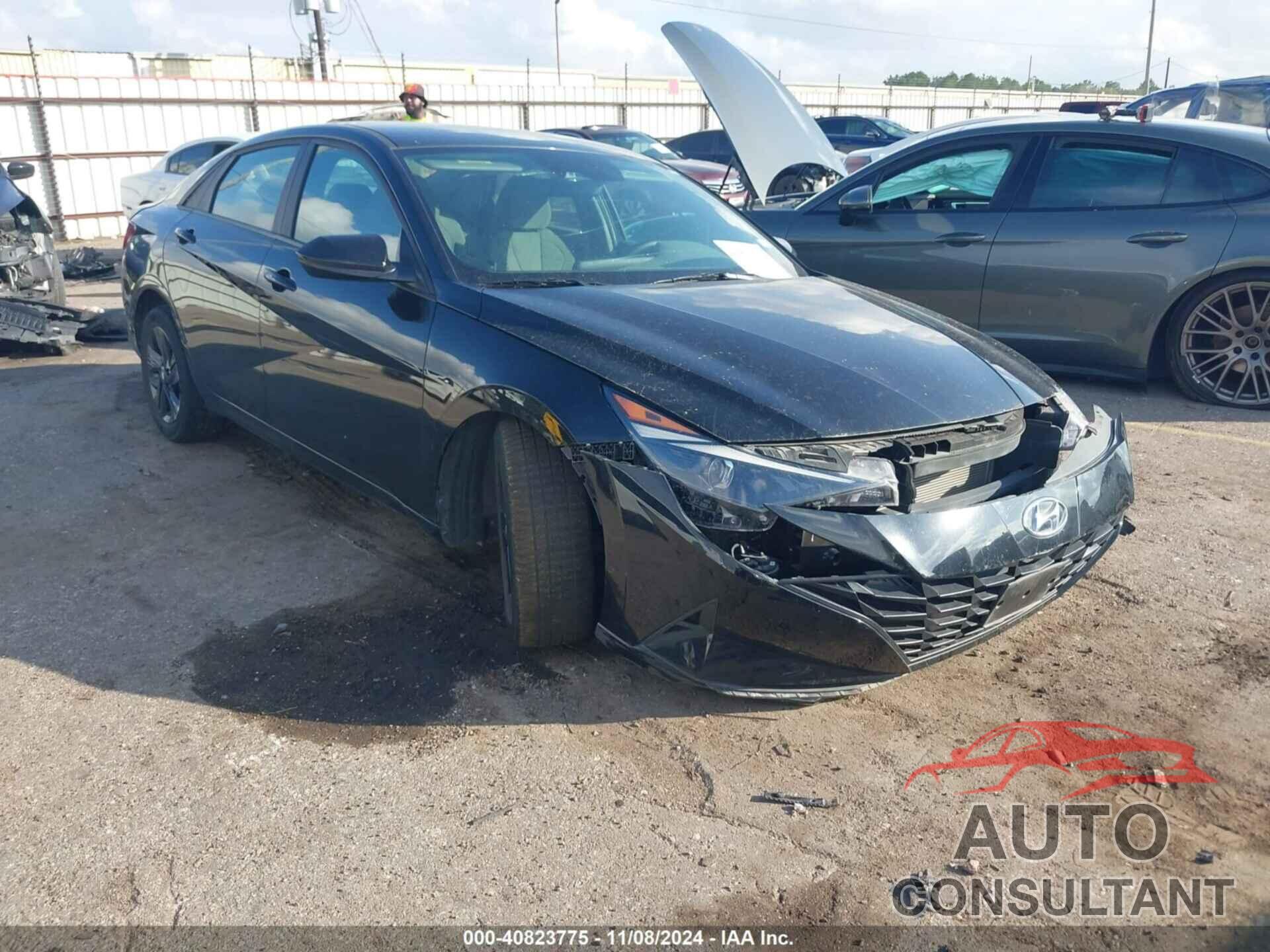 HYUNDAI ELANTRA 2023 - KMHLM4AG4PU467067