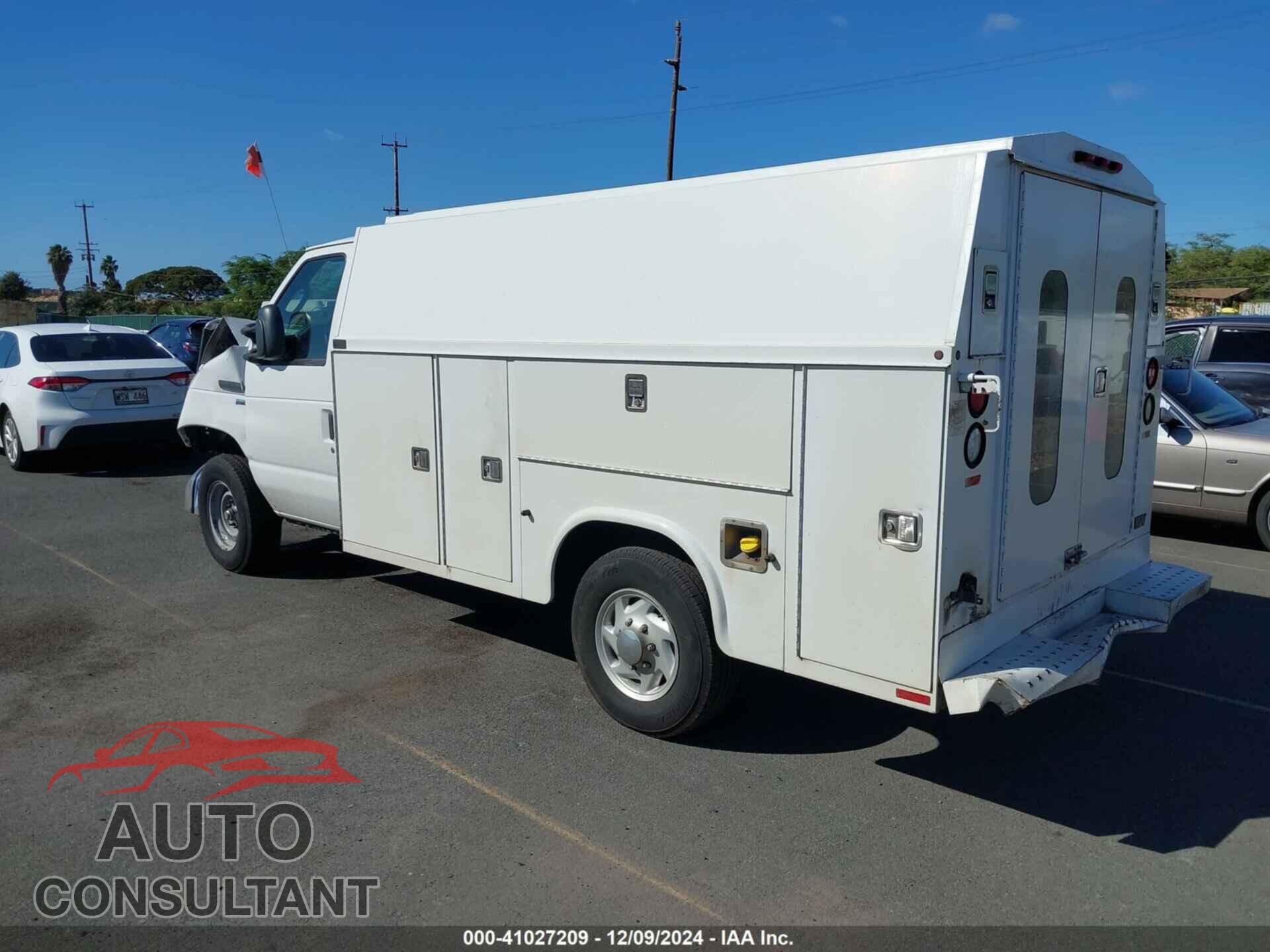 FORD E-350 CUTAWAY 2010 - 1FDSE3FL7ADA65625