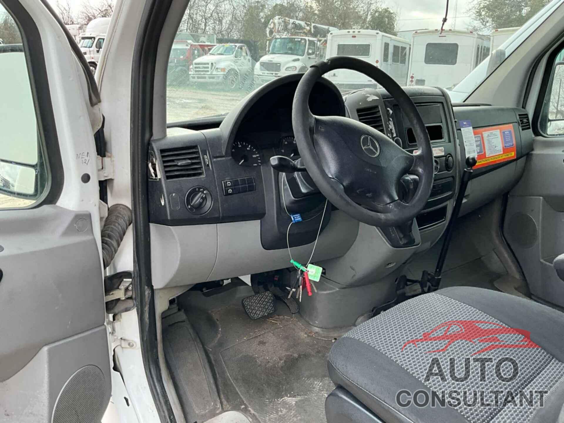 MERCEDES-BENZ SPRINTER 2500 2011 - WD3PE8CBXB5596942