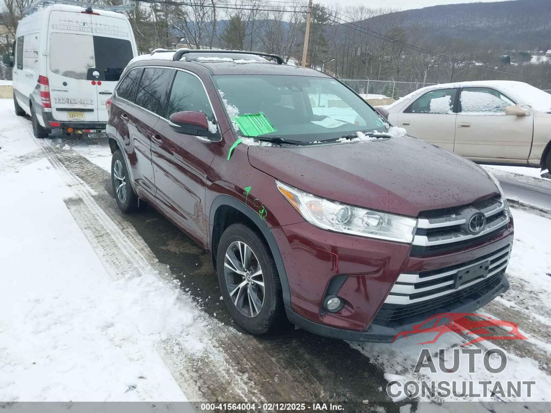 TOYOTA HIGHLANDER 2018 - 5TDBZRFH6JS903123