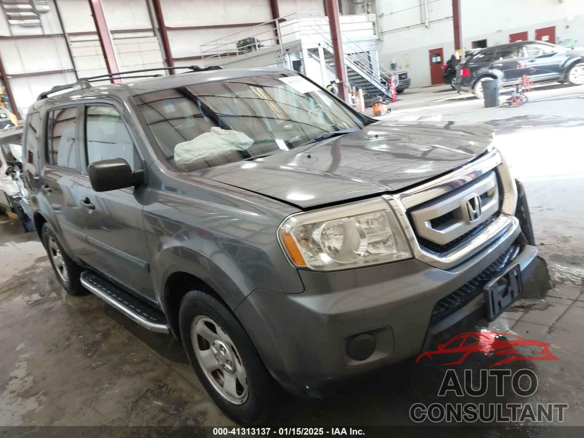 HONDA PILOT 2011 - 5FNYF4H28BB104125