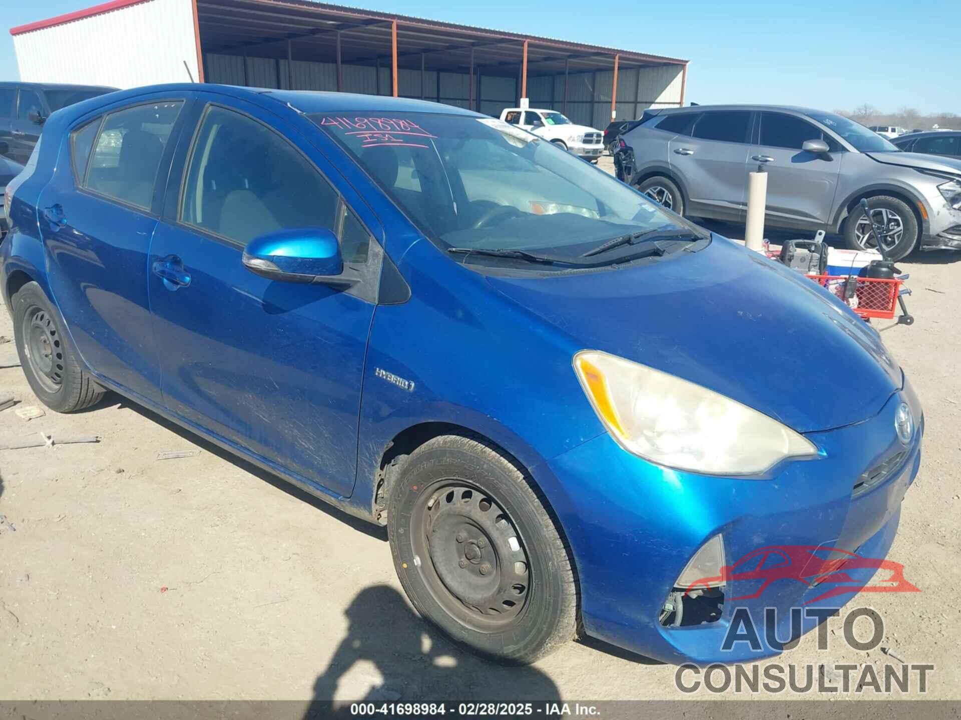 TOYOTA PRIUS C 2013 - JTDKDTB33D1057055