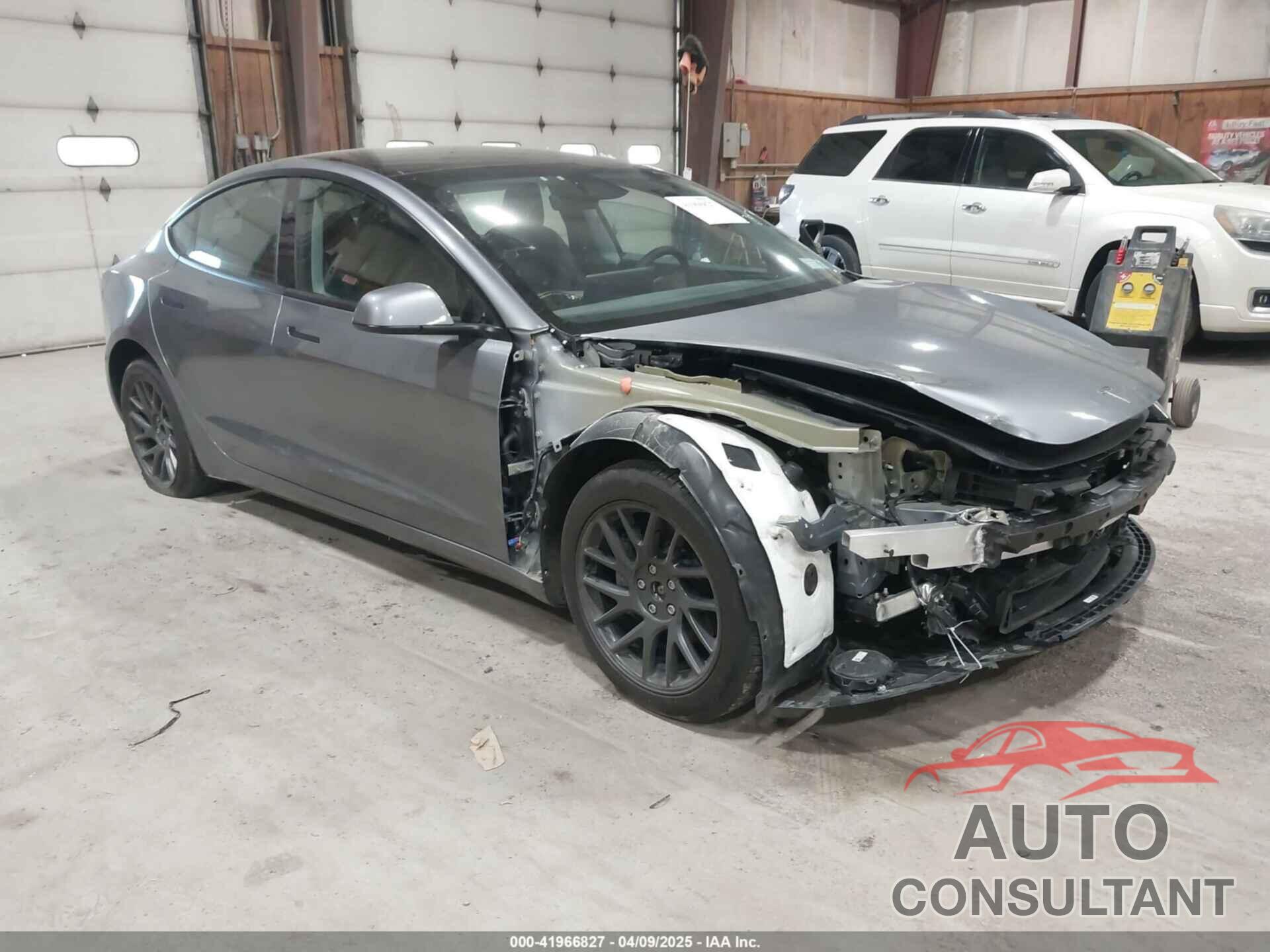 TESLA MODEL 3 2024 - 5YJ3E1EB0RF860736