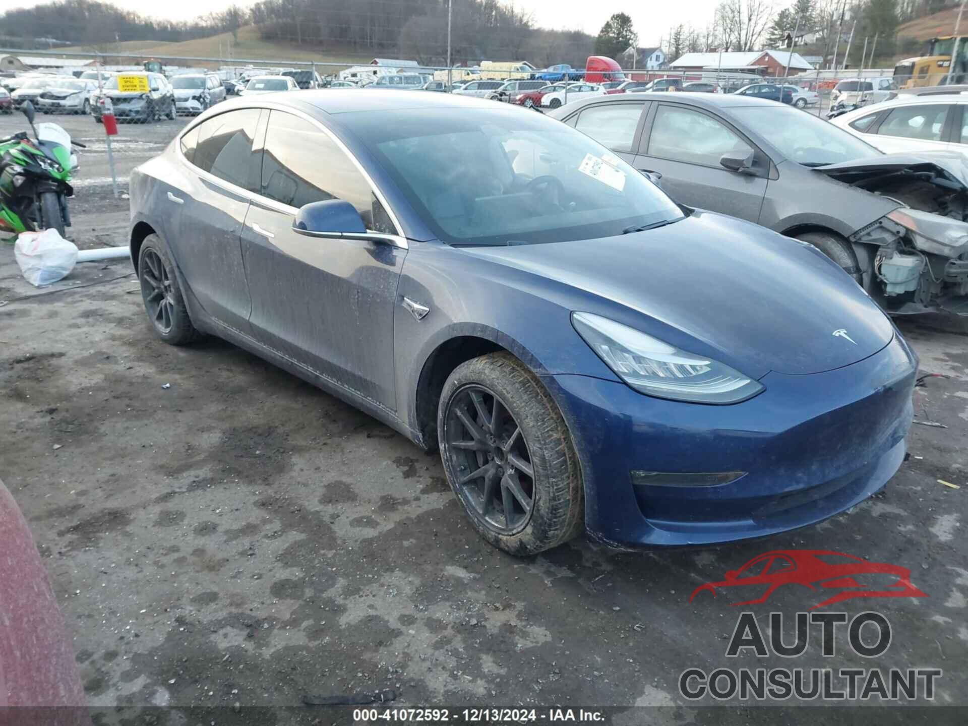 TESLA MODEL 3 2018 - 5YJ3E1EA5JF027056