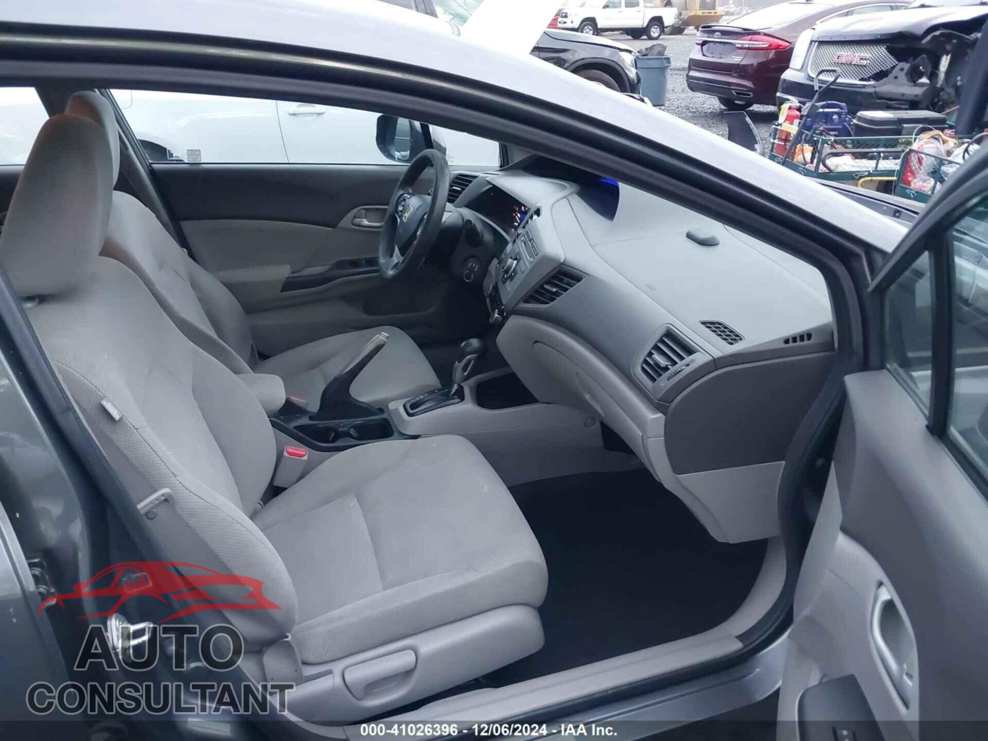 HONDA CIVIC 2012 - 19XFB2F50CE348010