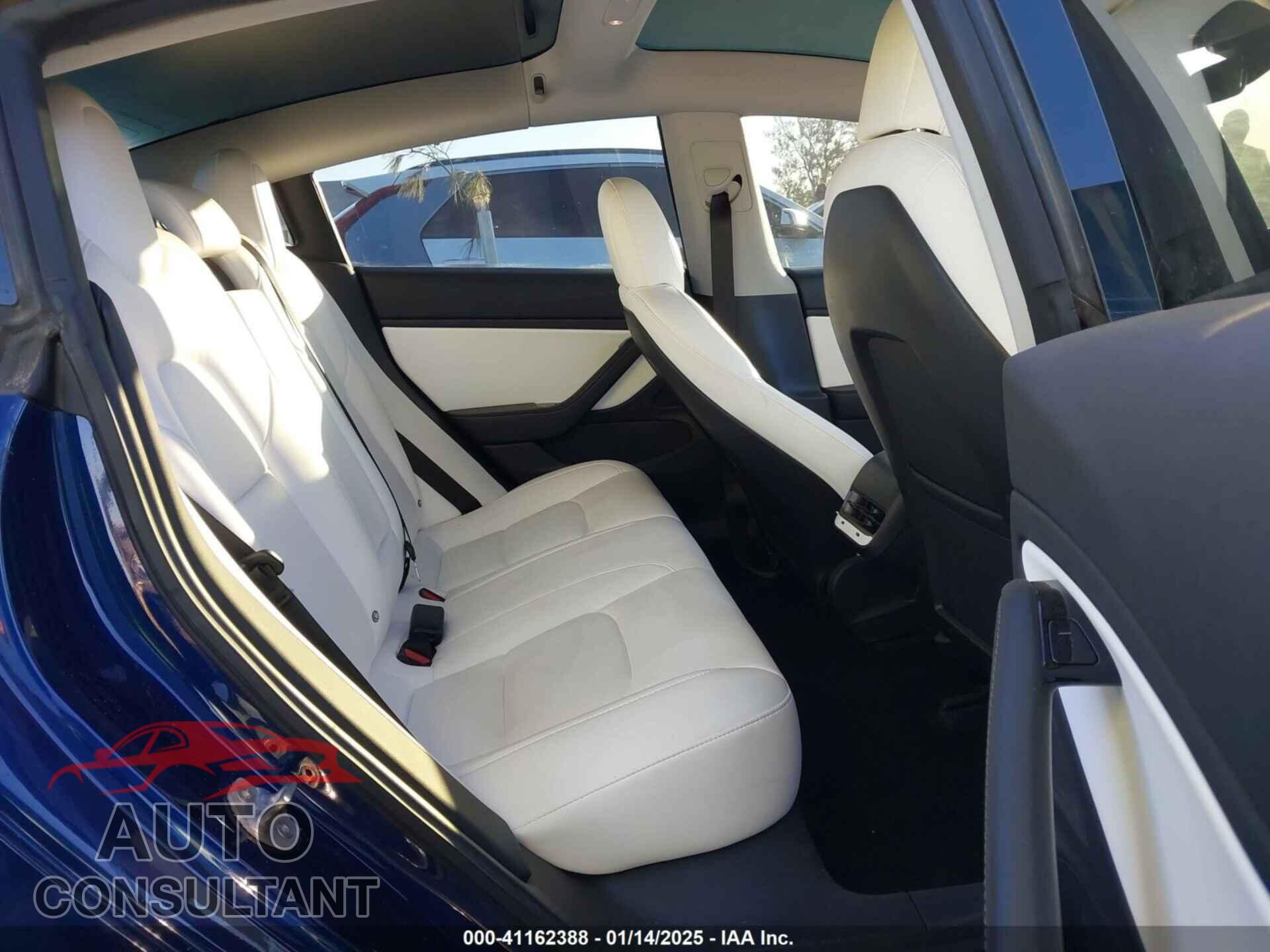 TESLA MODEL 3 2018 - 5YJ3E1EA6JF169447