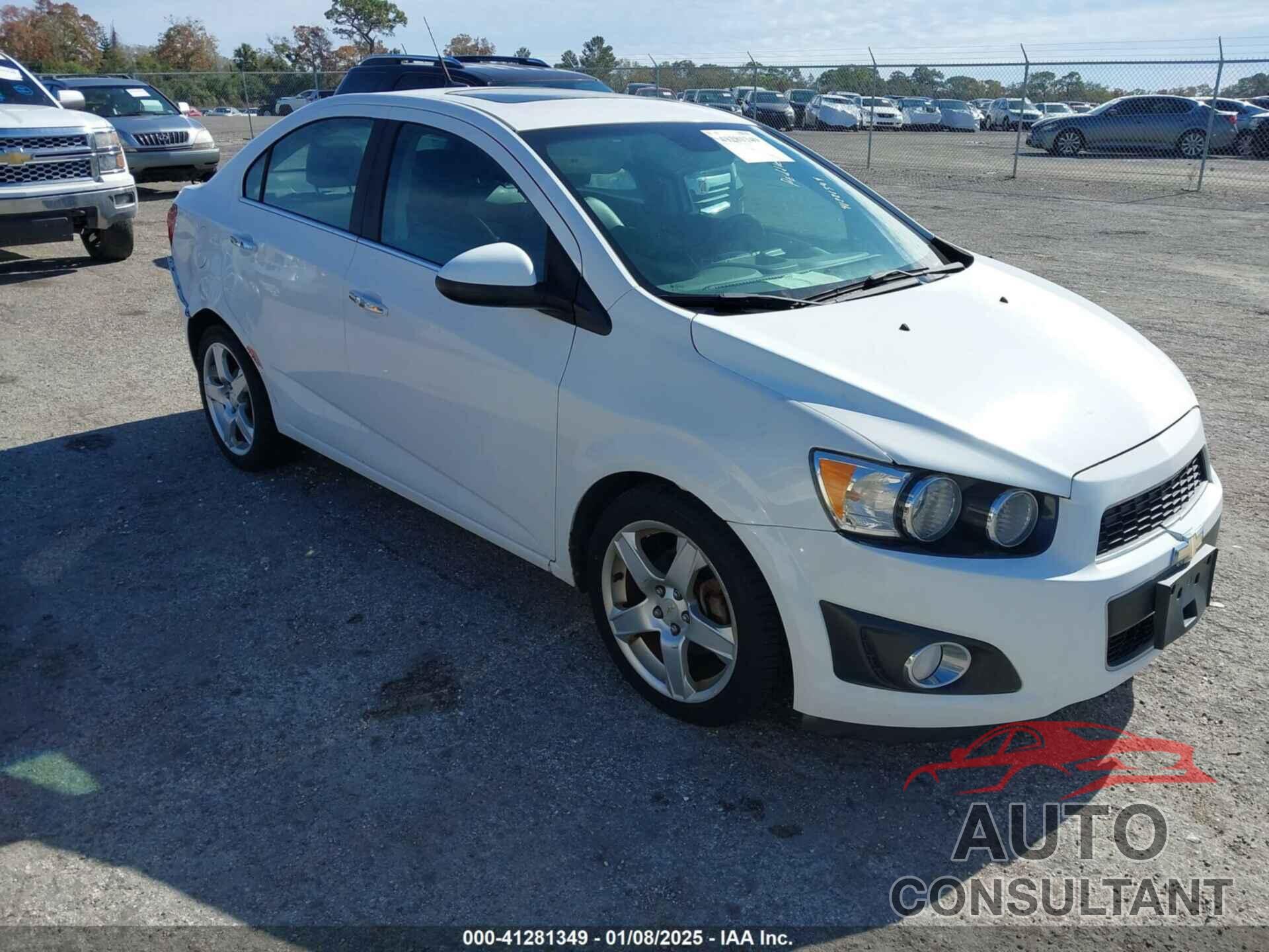 CHEVROLET SONIC 2012 - 1G1JE5SH4C4156117
