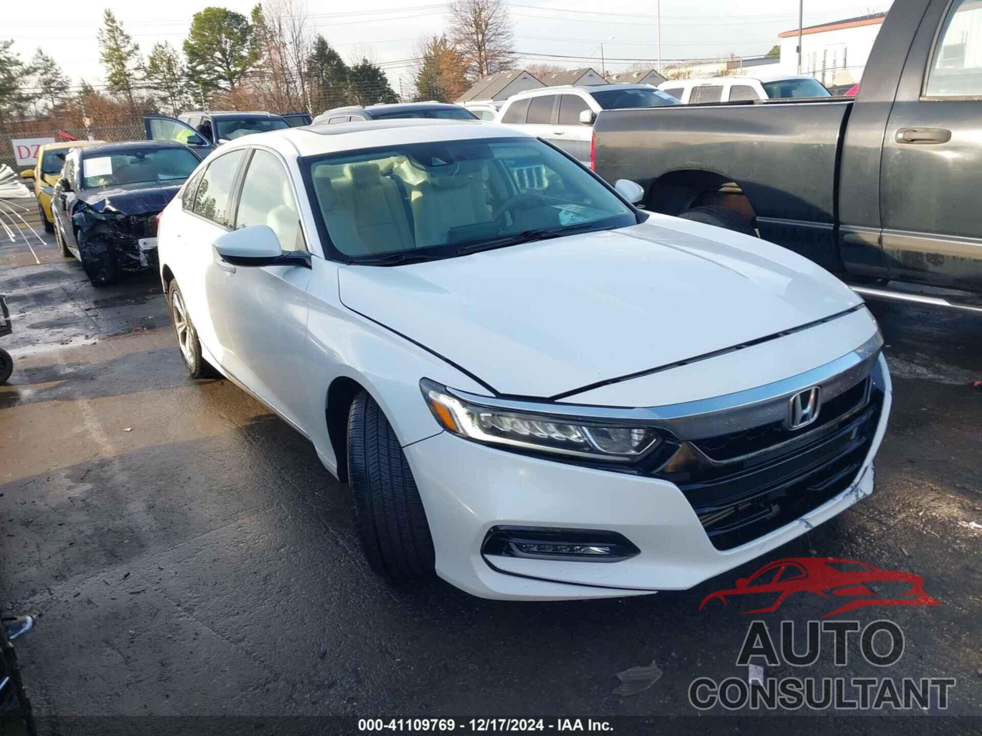 HONDA ACCORD 2018 - 1HGCV1F4XJA138270