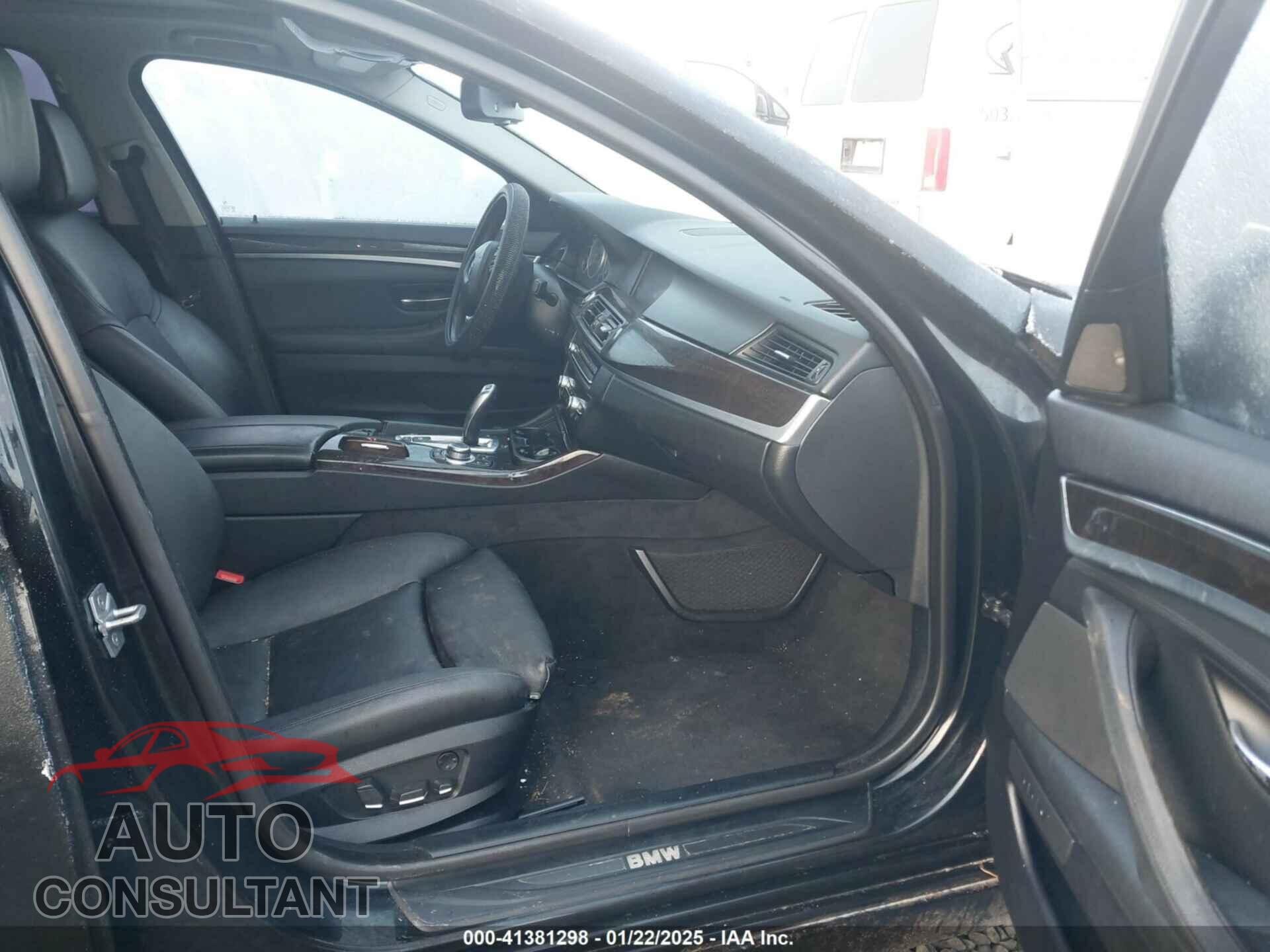 BMW 528I 2011 - WBAFR1C51BC746887