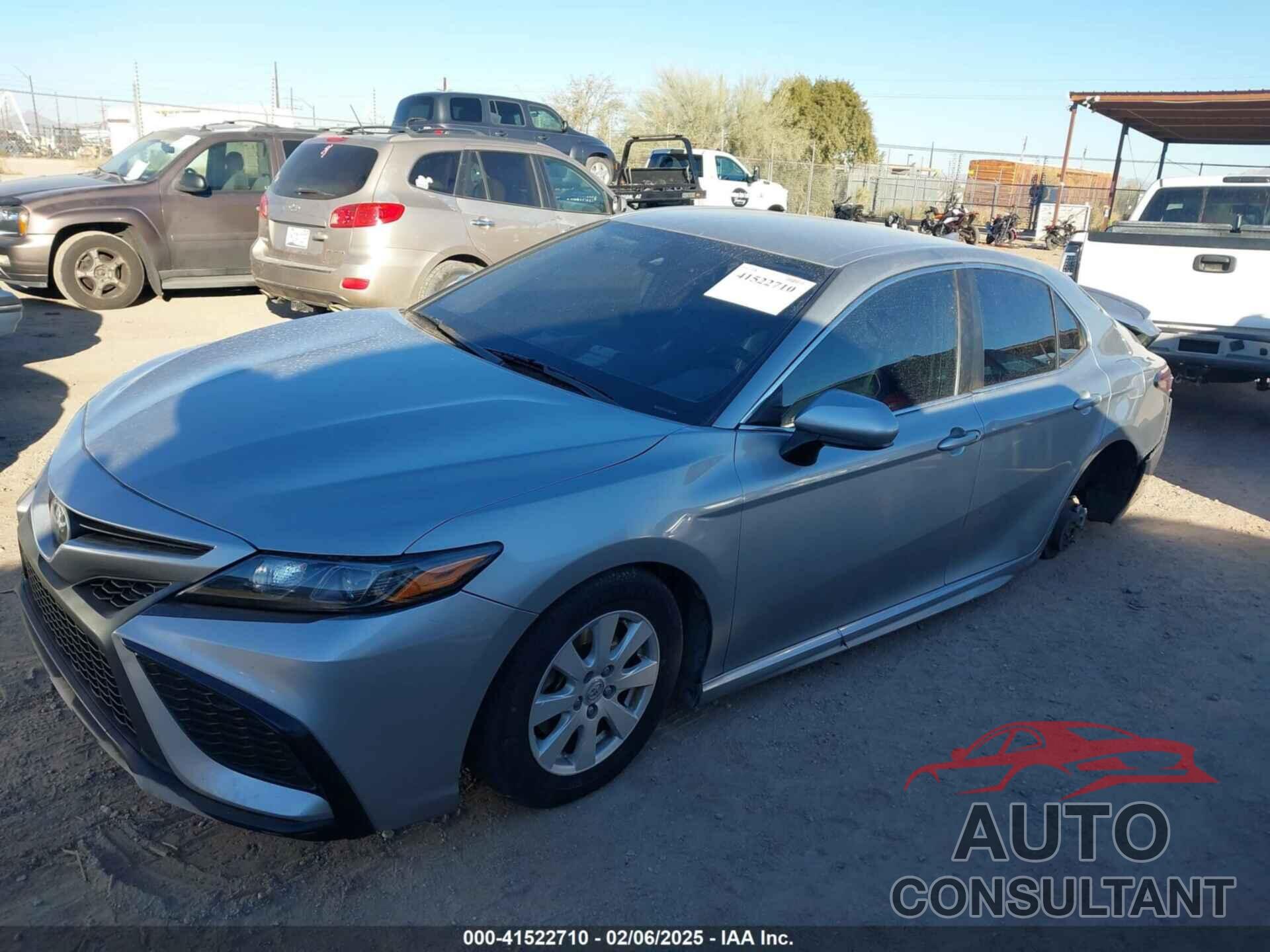 TOYOTA CAMRY 2021 - 4T1G11AK0MU427612