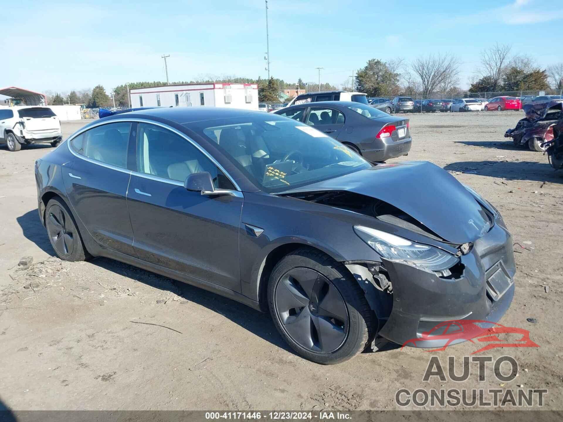 TESLA MODEL 3 2018 - 5YJ3E1EB4JF066035