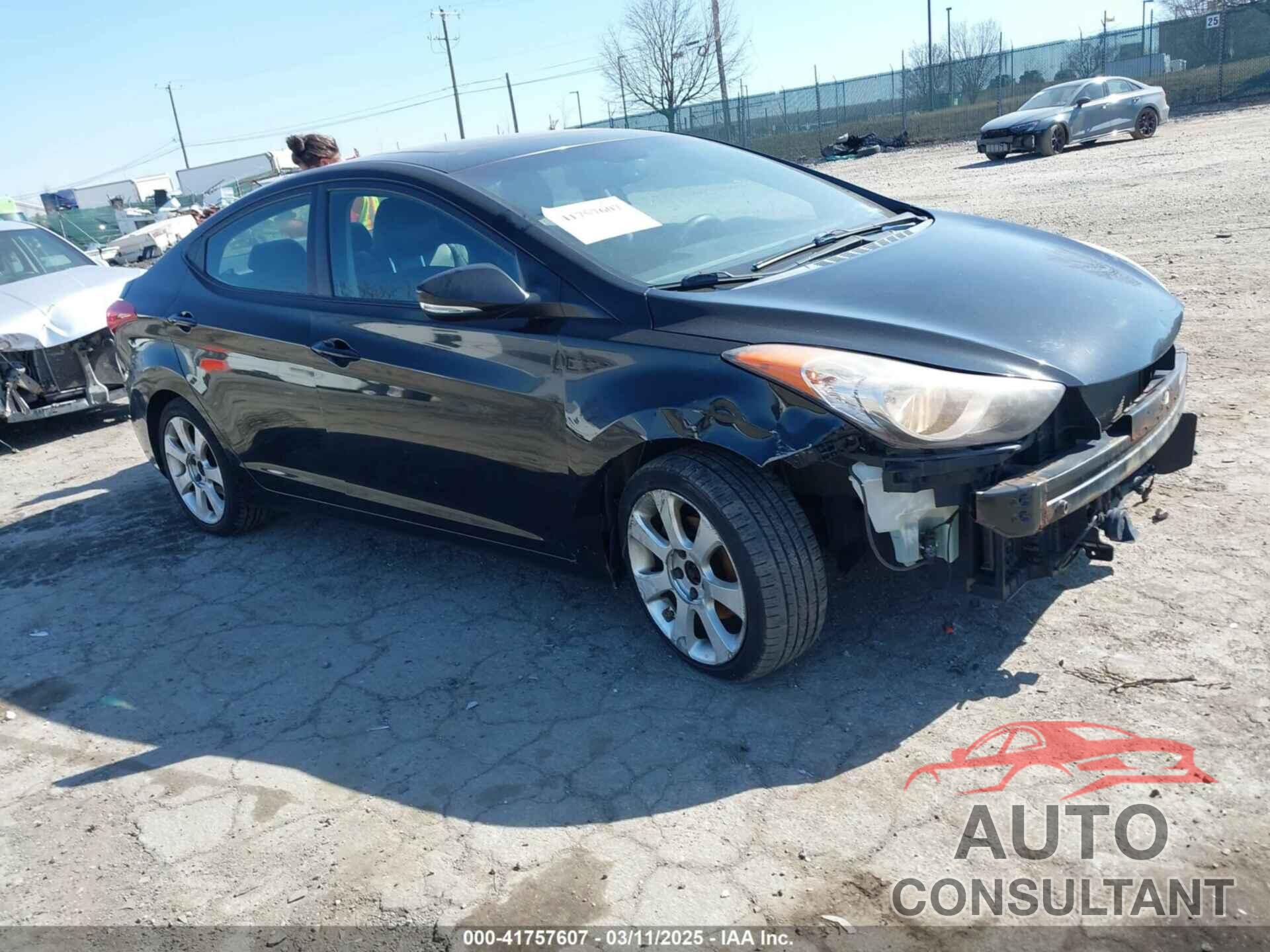 HYUNDAI ELANTRA 2012 - KMHDH4AE9CU305212