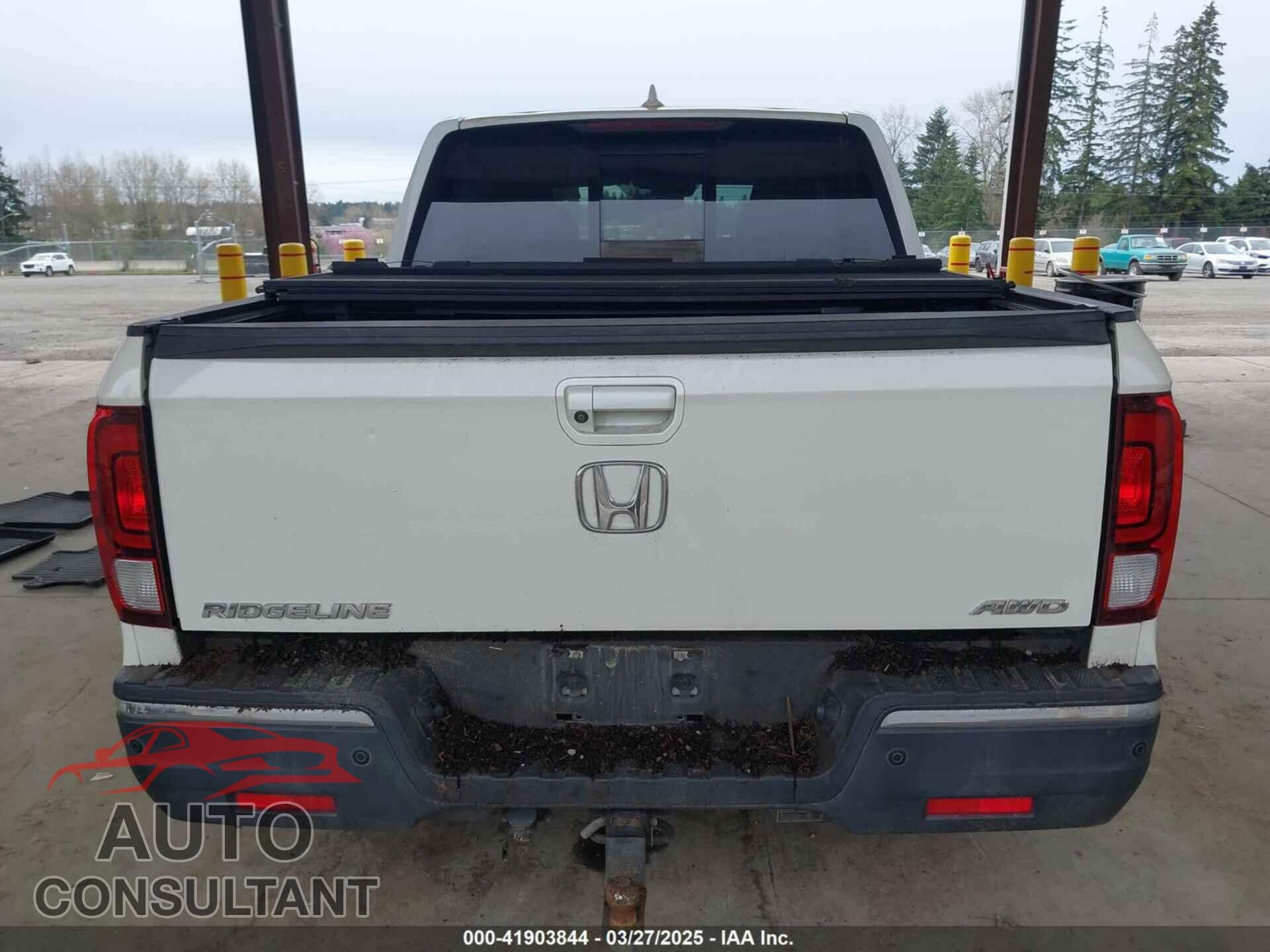 HONDA RIDGELINE 2017 - 5FPYK3F7XHB030551