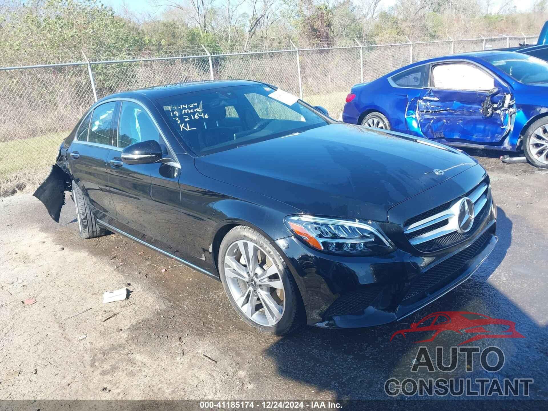 MERCEDES-BENZ C 300 2019 - 55SWF8DBXKU321646