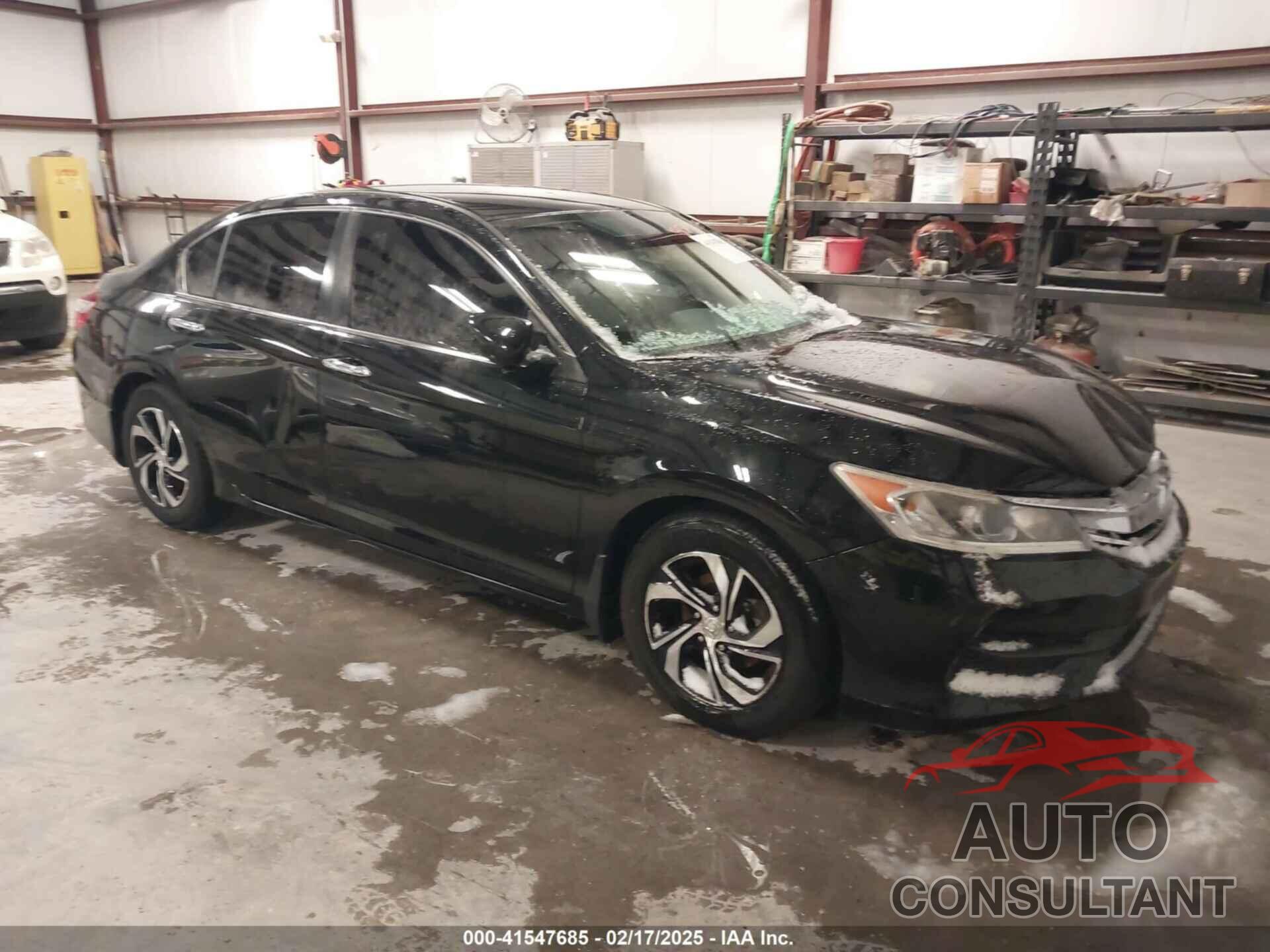 HONDA ACCORD 2017 - 1HGCR2F32HA140350
