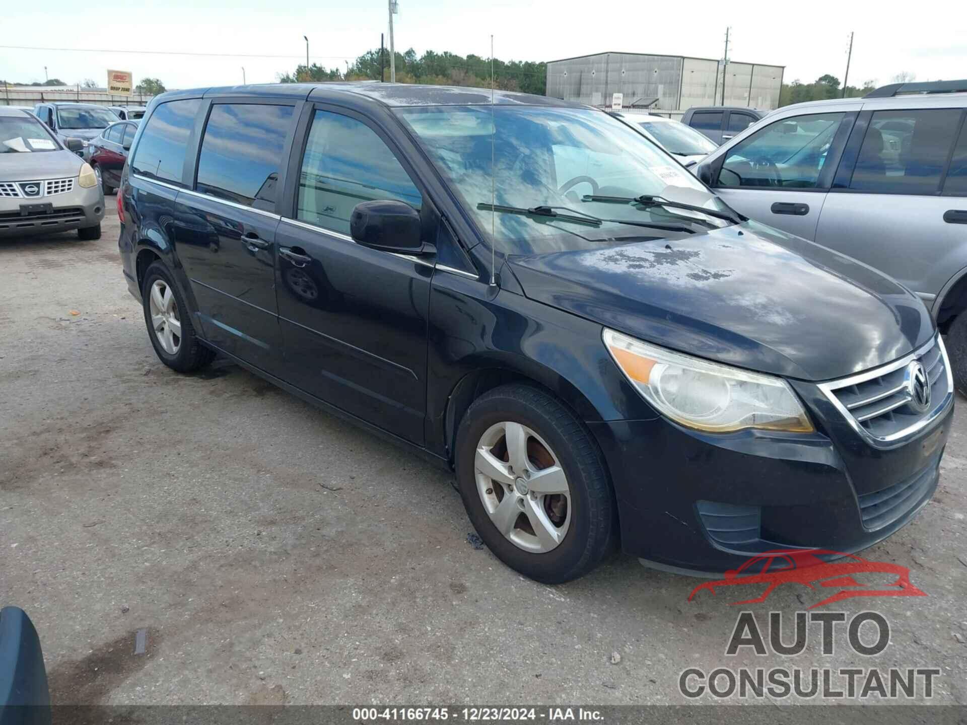 VOLKSWAGEN ROUTAN 2009 - 2V8HW54X59R546306