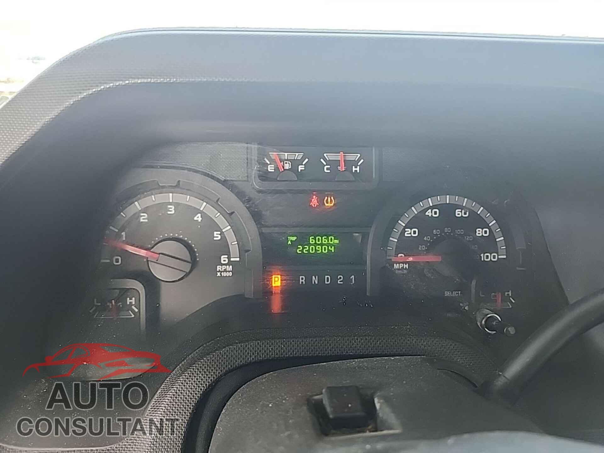 FORD E-150 2014 - 1FTNE1EW8EDA98592