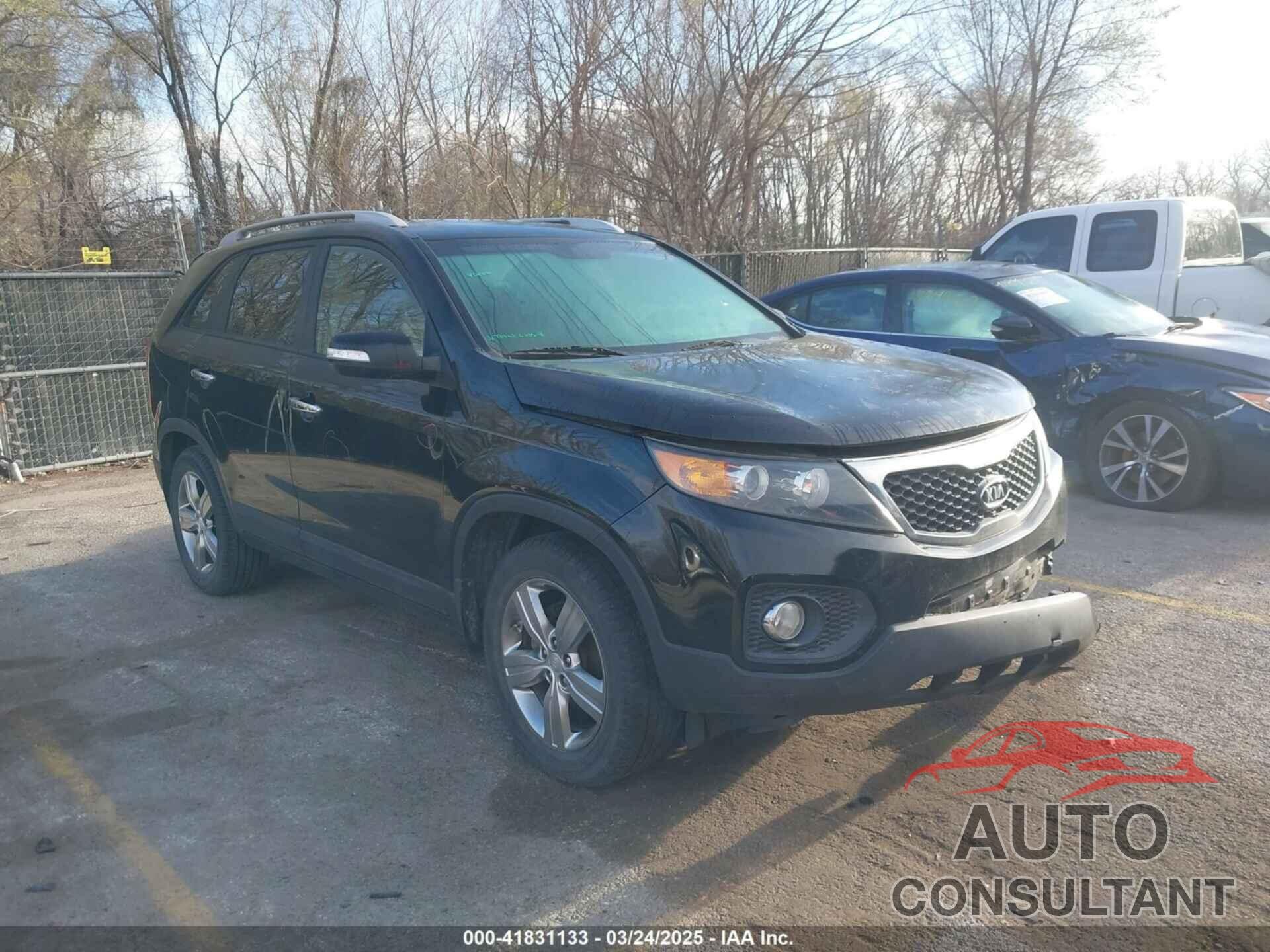 KIA SORENTO 2013 - 5XYKU3A27DG384177