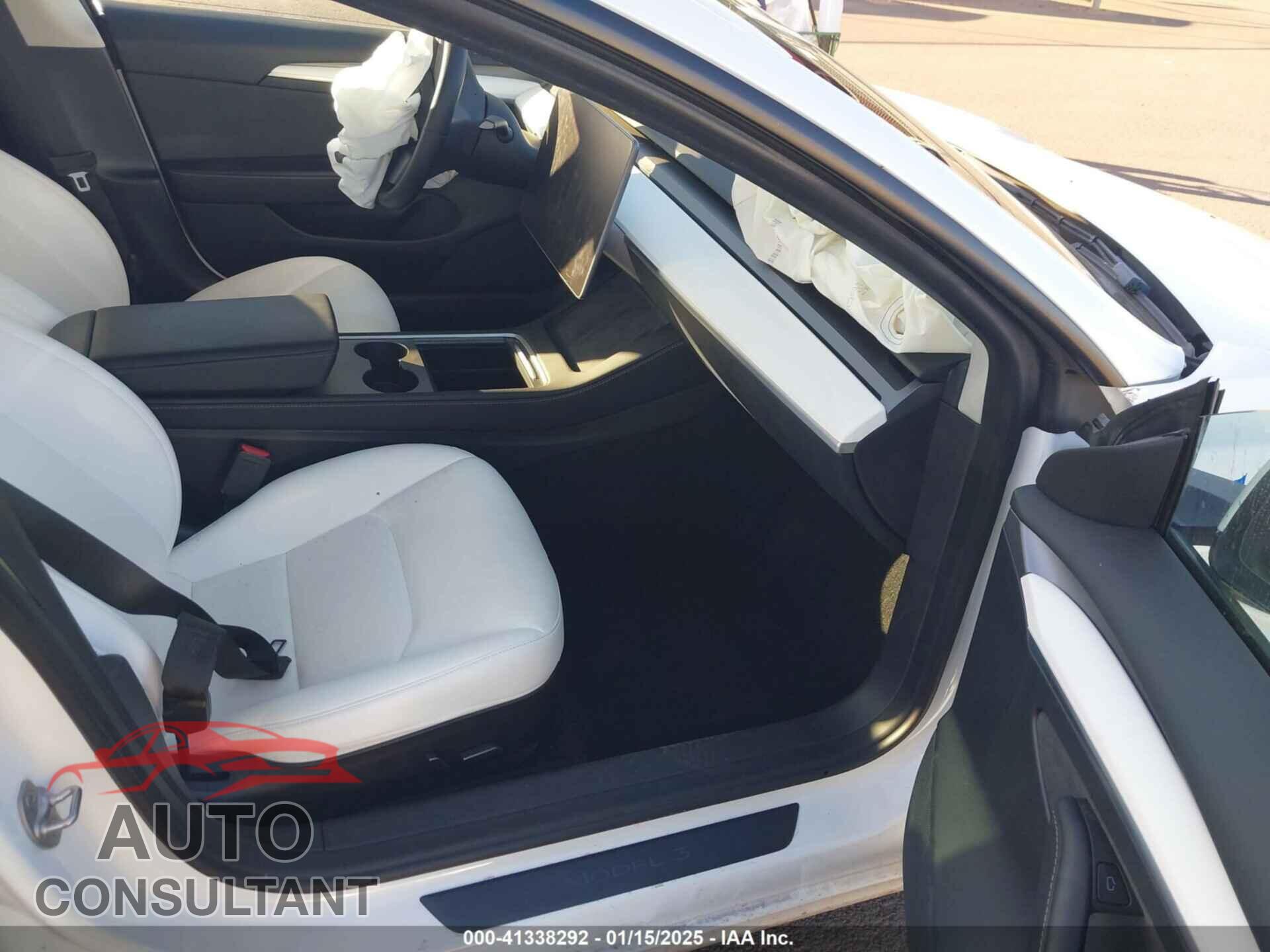 TESLA MODEL 3 2023 - 5YJ3E1EA8PF395109