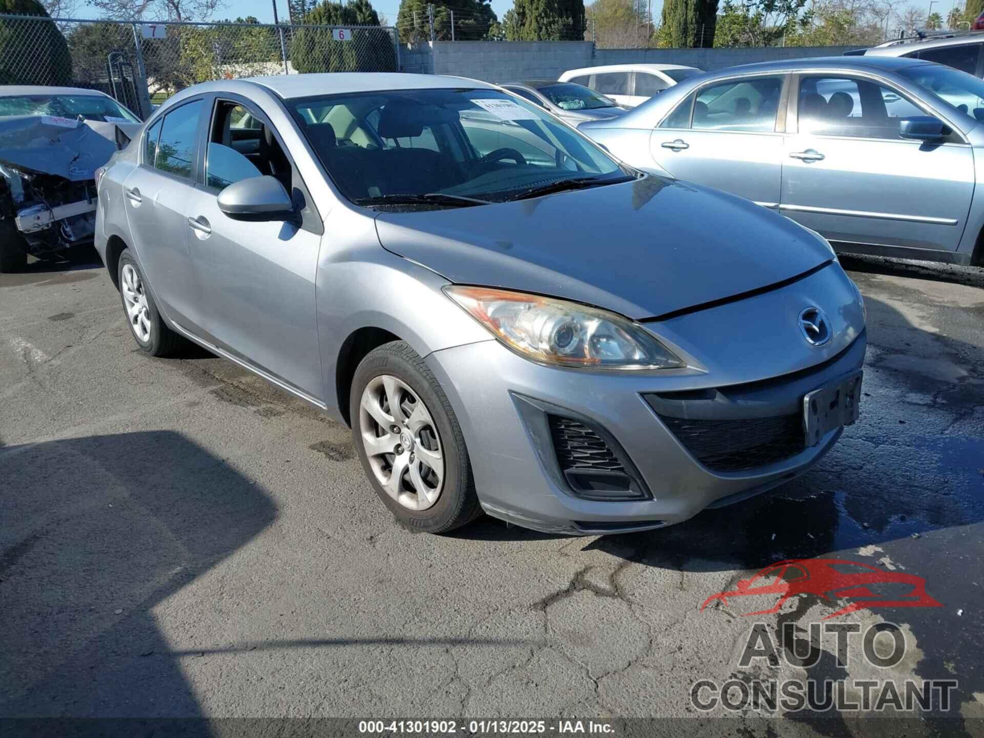 MAZDA MAZDA3 2011 - JM1BL1UG4B1456934