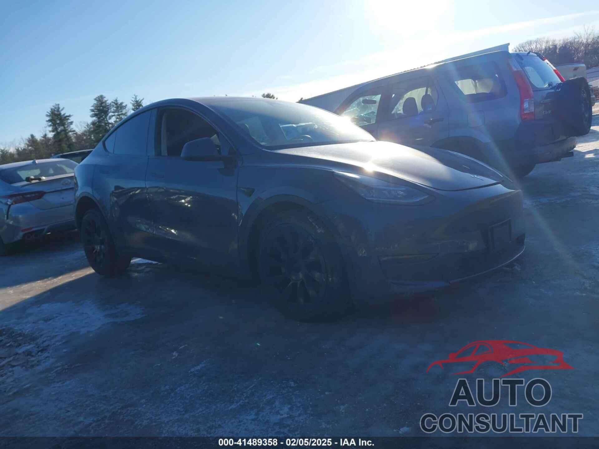 TESLA MODEL Y 2022 - 7SAYGDEE1NF481396
