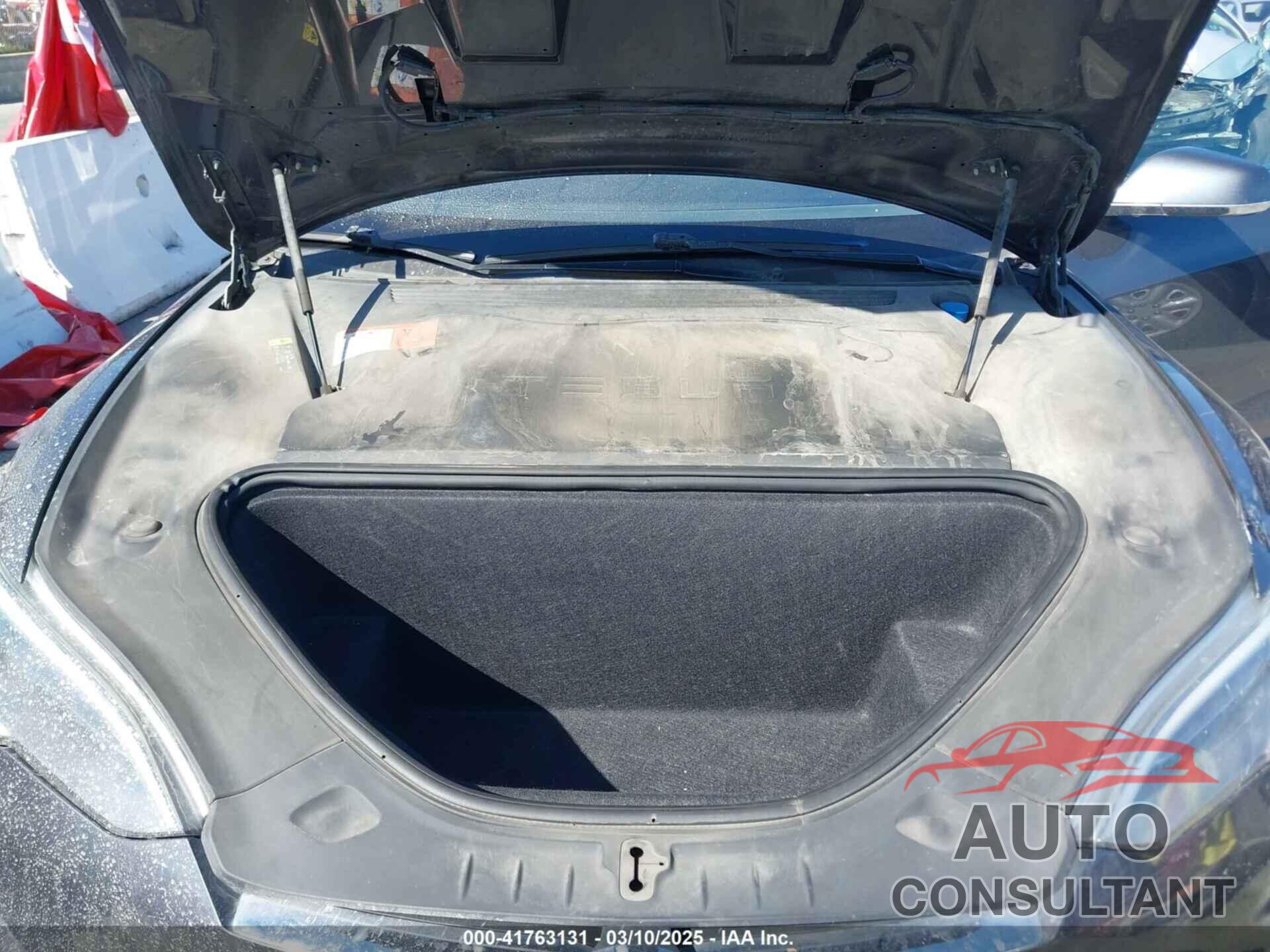 TESLA MODEL S 2018 - 5YJSA1E20JF265316