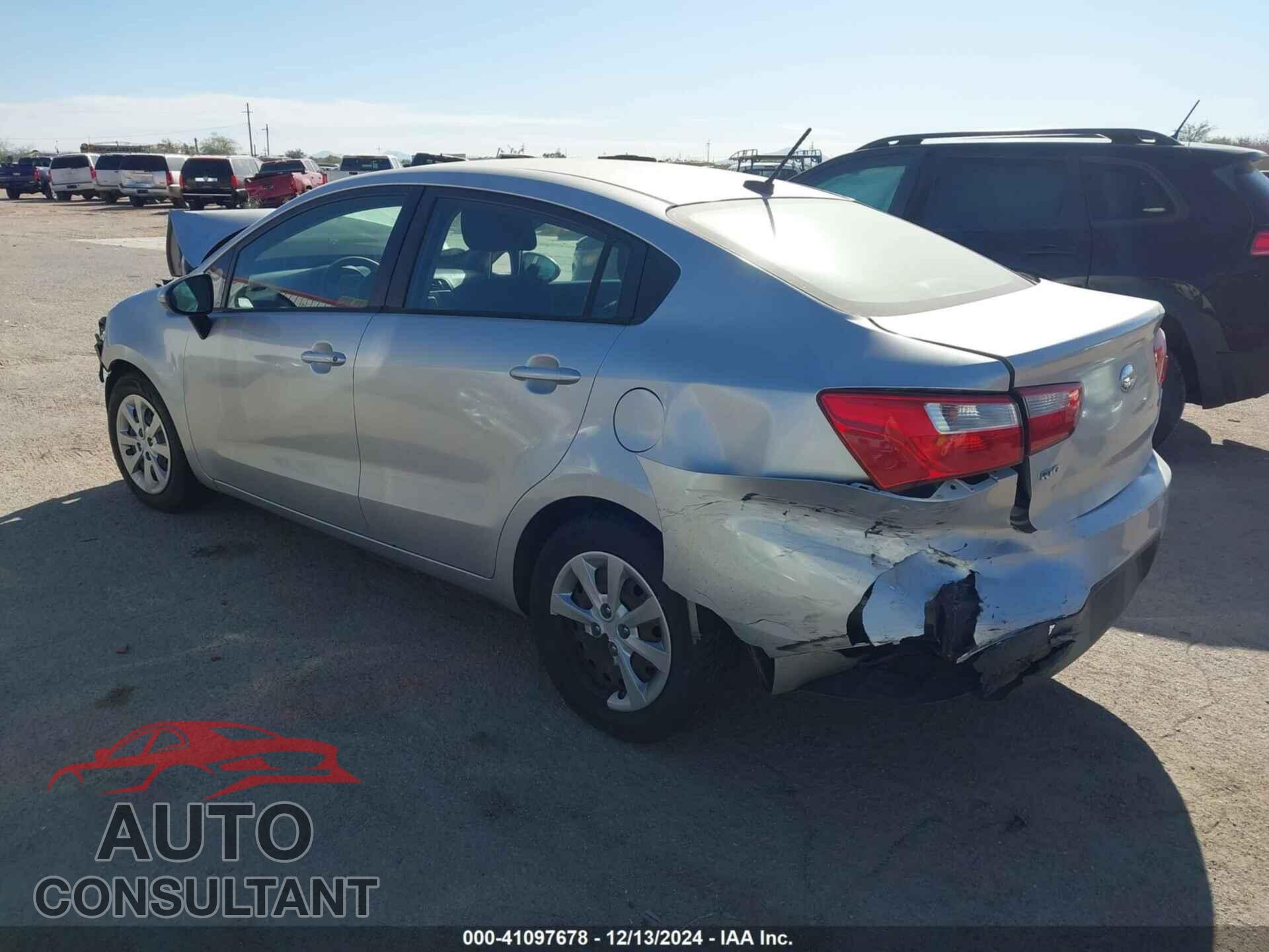 KIA RIO 2014 - KNADM4A39E6333501
