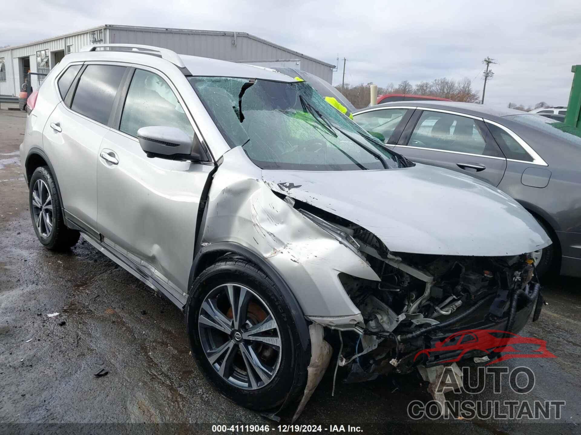 NISSAN ROGUE 2019 - 5N1AT2MT6KC737955