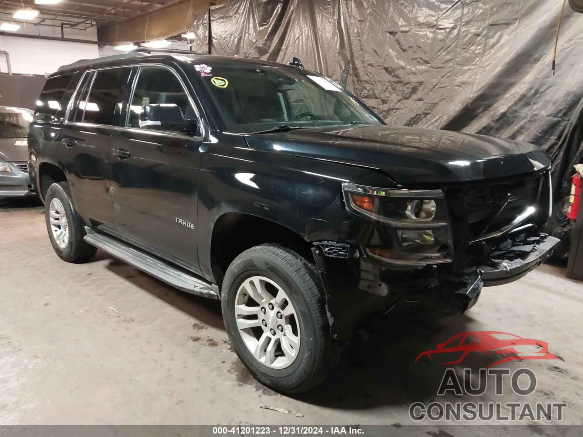 CHEVROLET TAHOE 2017 - 1GNSKBKC4HR231701