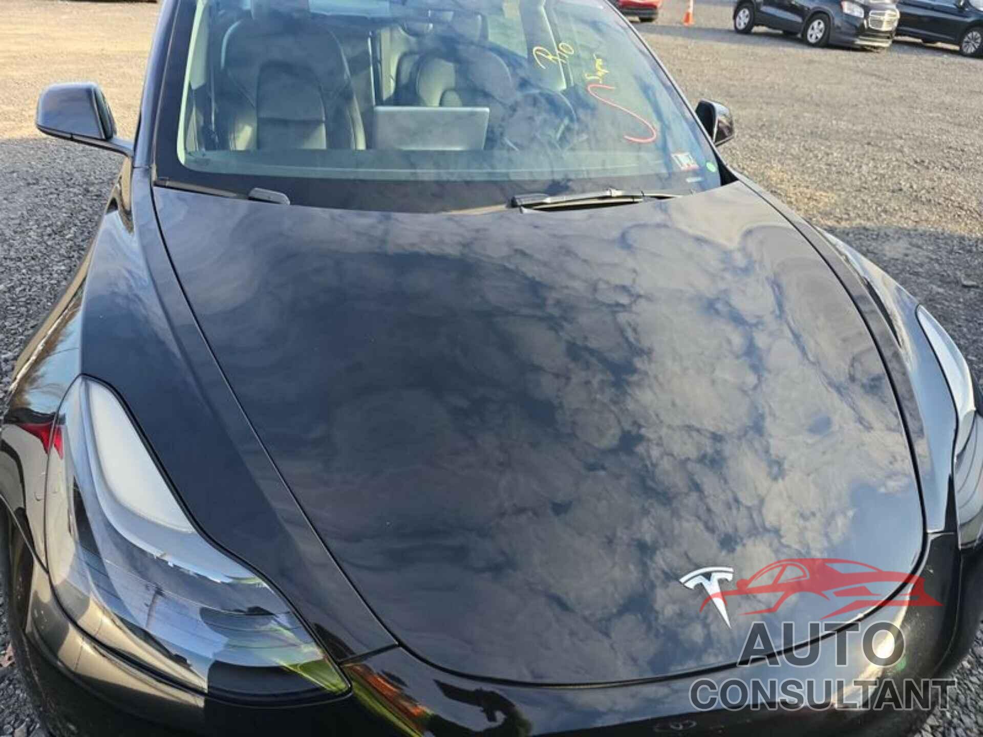 TESLA MODEL 3 2021 - 5YJ3E1EA8MF906071
