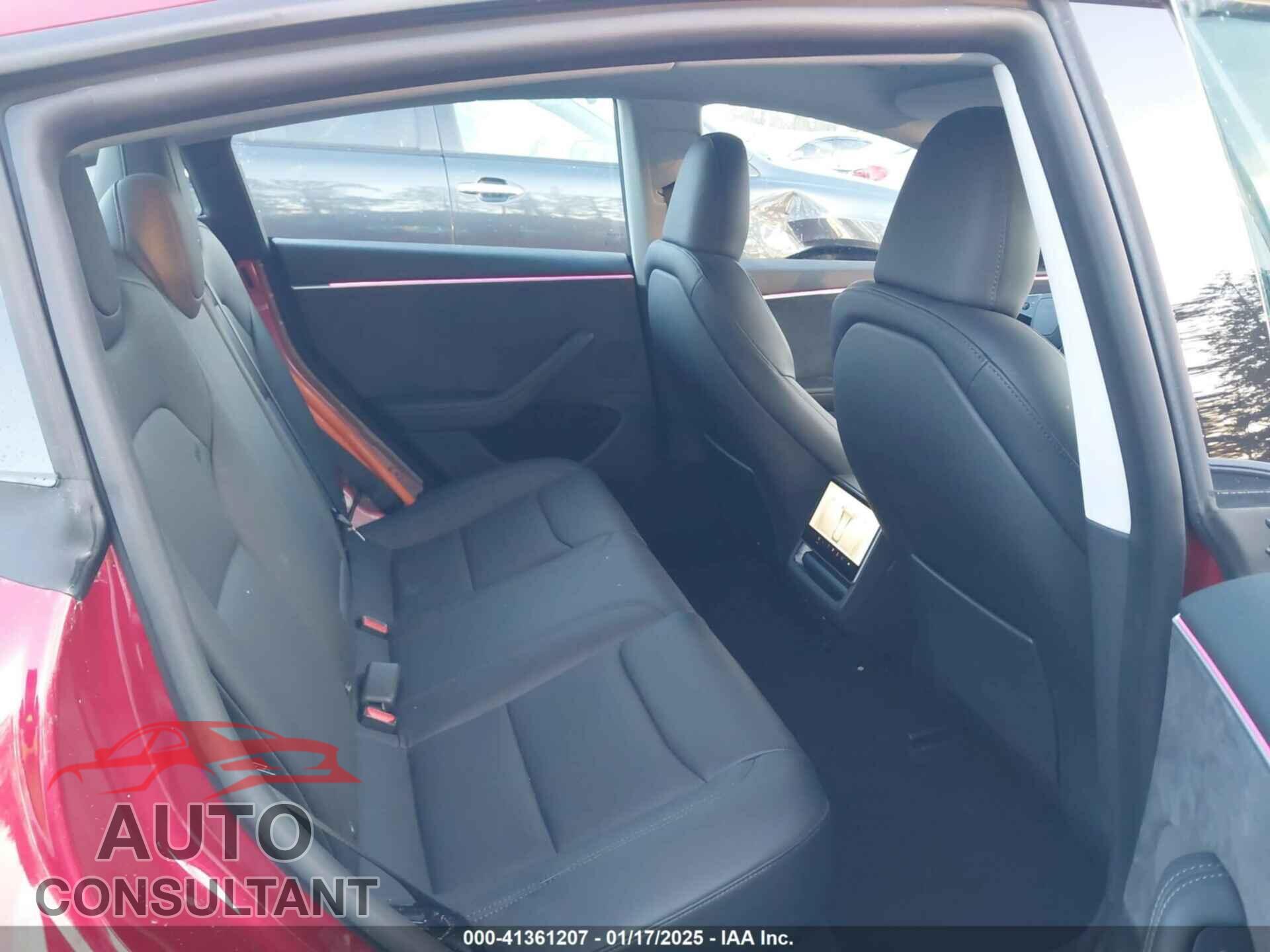 TESLA MODEL 3 2024 - 5YJ3E1EB2RF816141