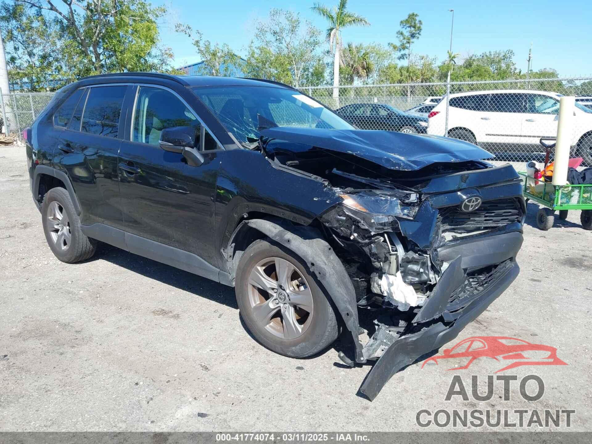 TOYOTA RAV4 2022 - 2T3W1RFV5NC180241