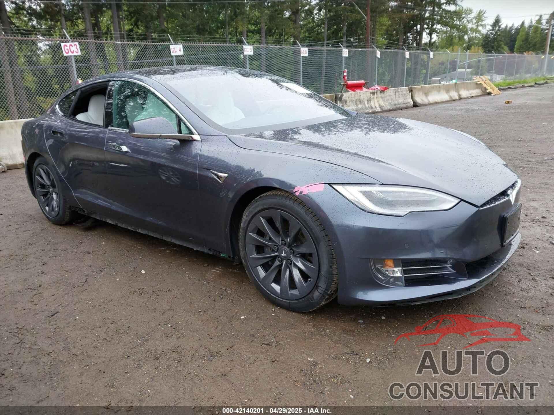 TESLA MODEL S 2017 - 5YJSA1E26HF224568