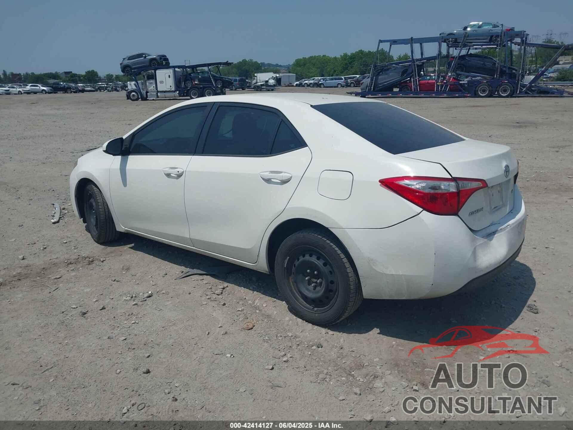 TOYOTA COROLLA 2015 - 5YFBURHE4FP226736
