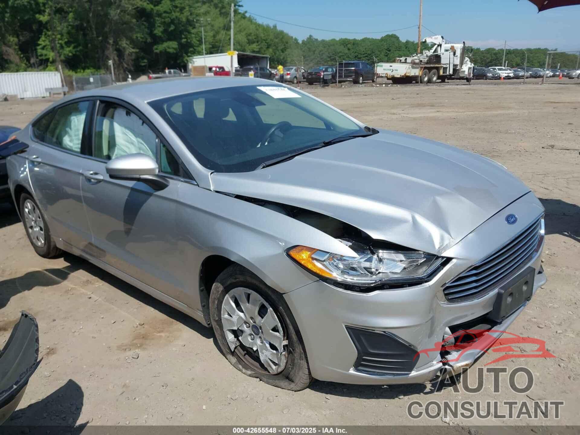 FORD FUSION 2019 - 3FA6P0G71KR227733