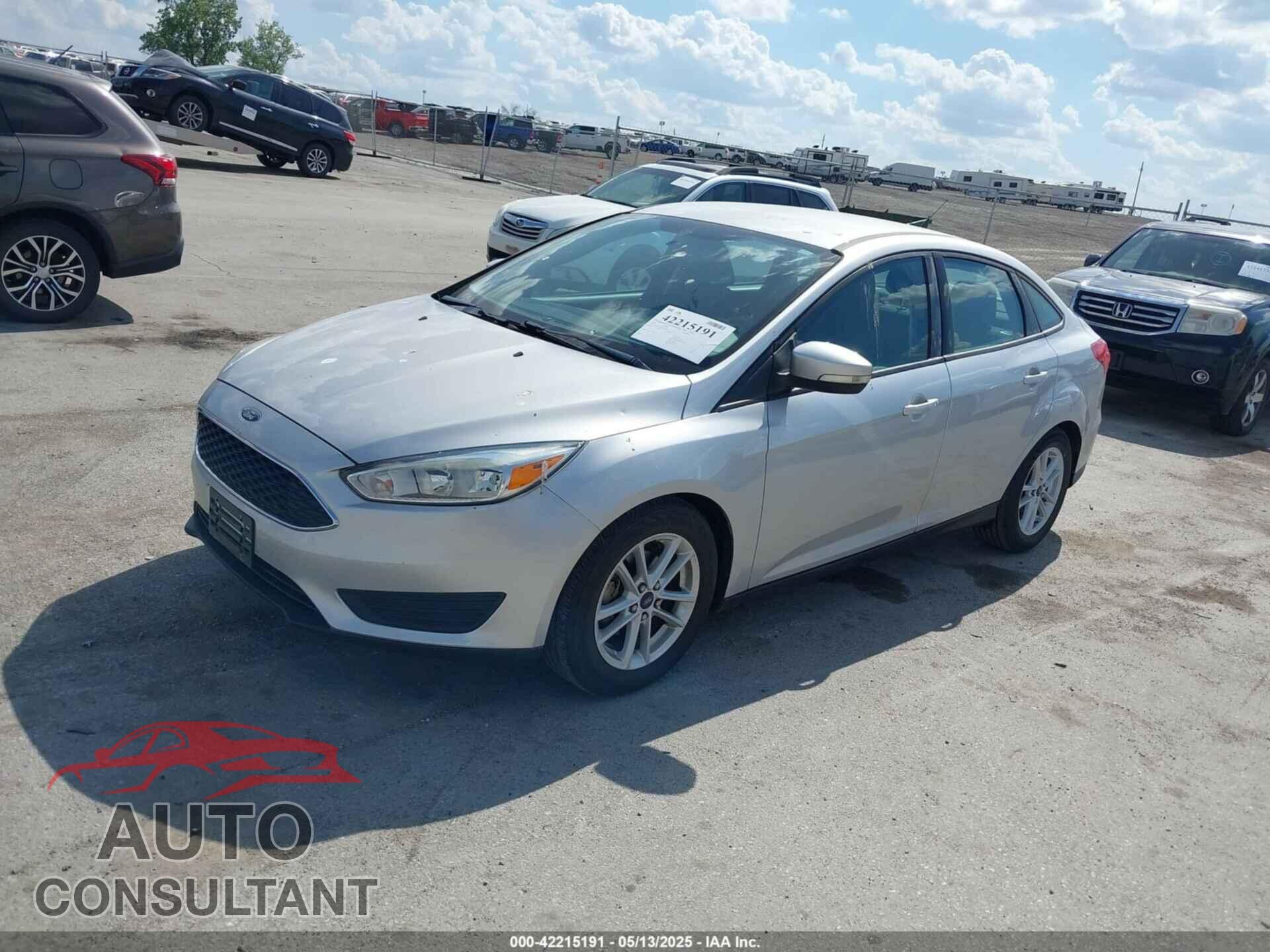 FORD FOCUS 2015 - 1FADP3F22FL237903