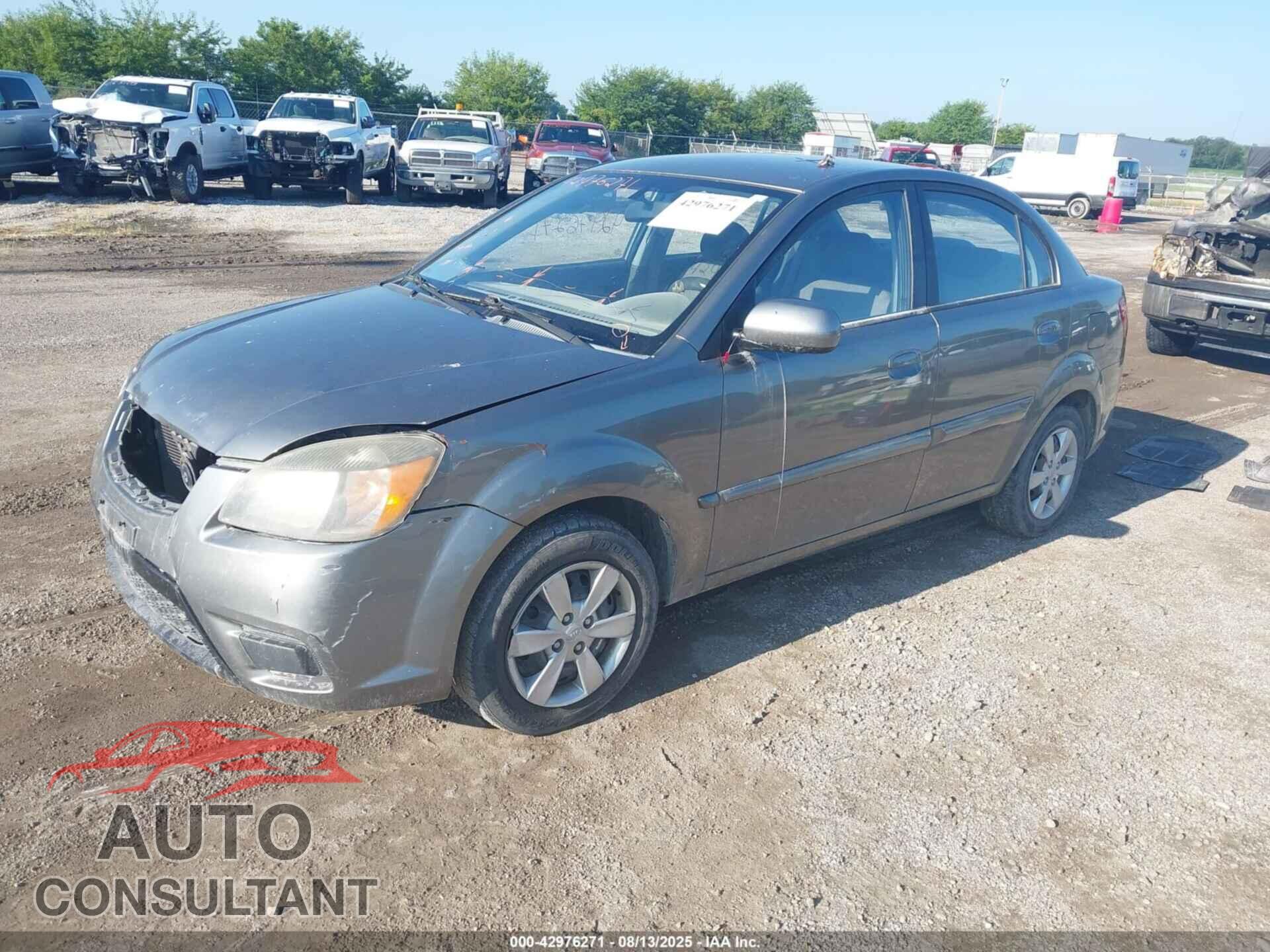 KIA RIO 2011 - KNADH4A33B6737801